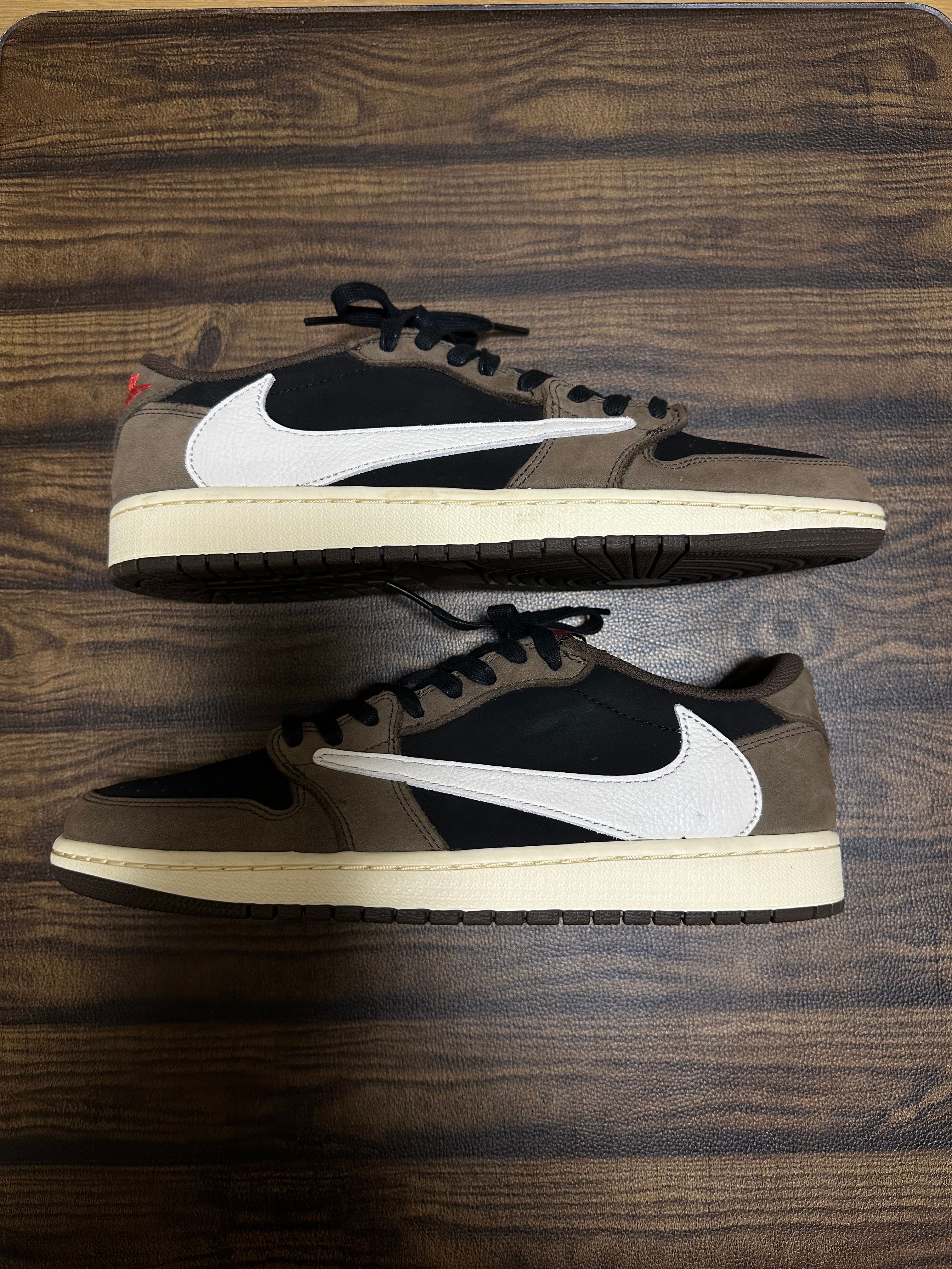 Travis Scott × Nike Air Jordan 1 Low OG SP-T  "Black/Dark Mocha"