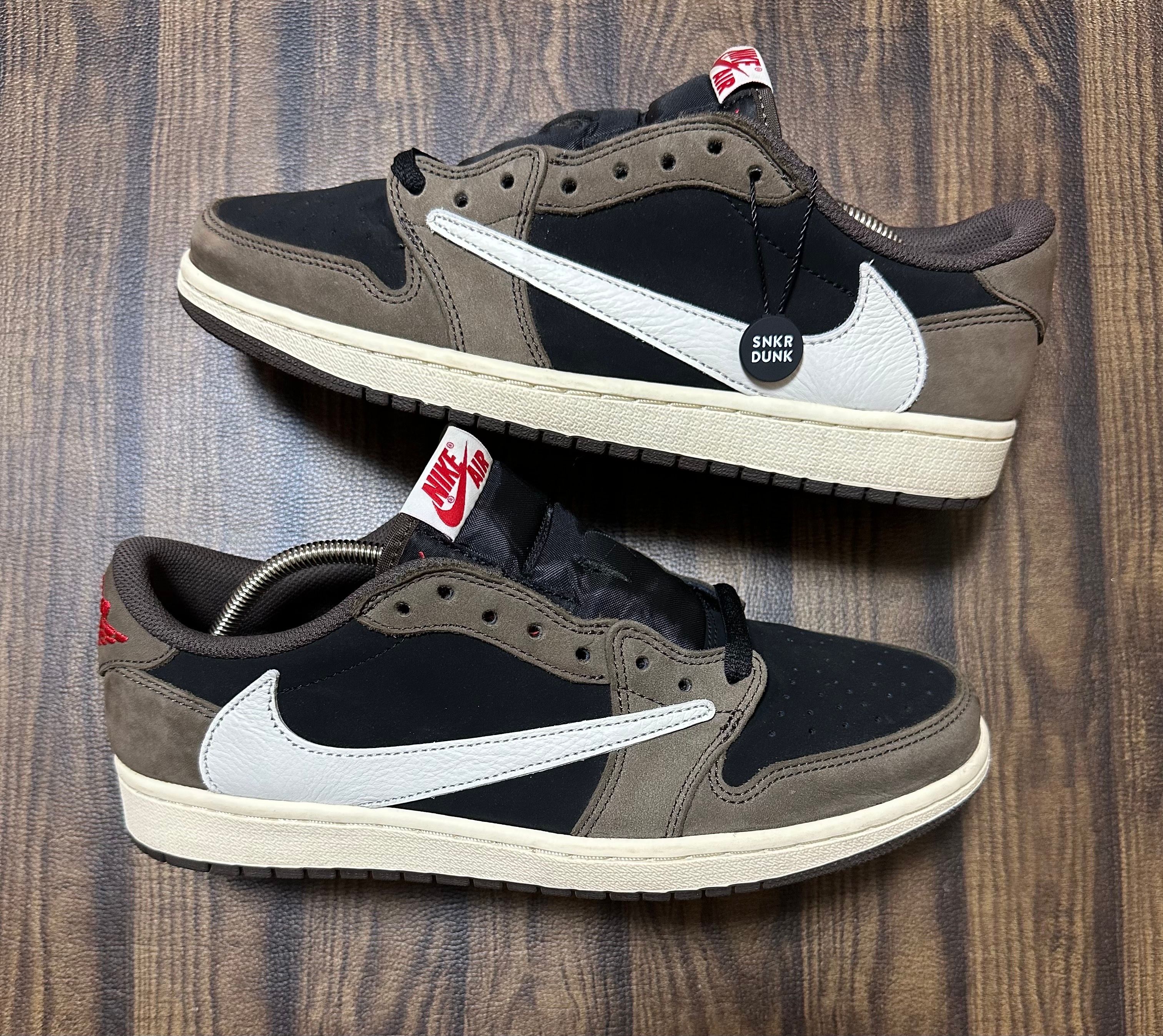 Travis Scott × Nike Air Jordan 1 Low OG SP-T "Black/Dark Mocha"