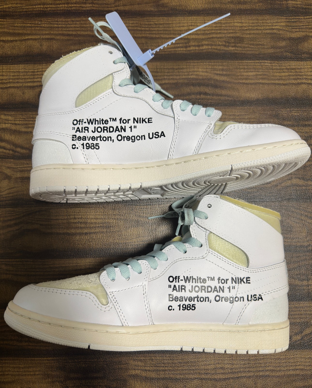 Off-White × Nike Air Jordan 1 Retro High "White"