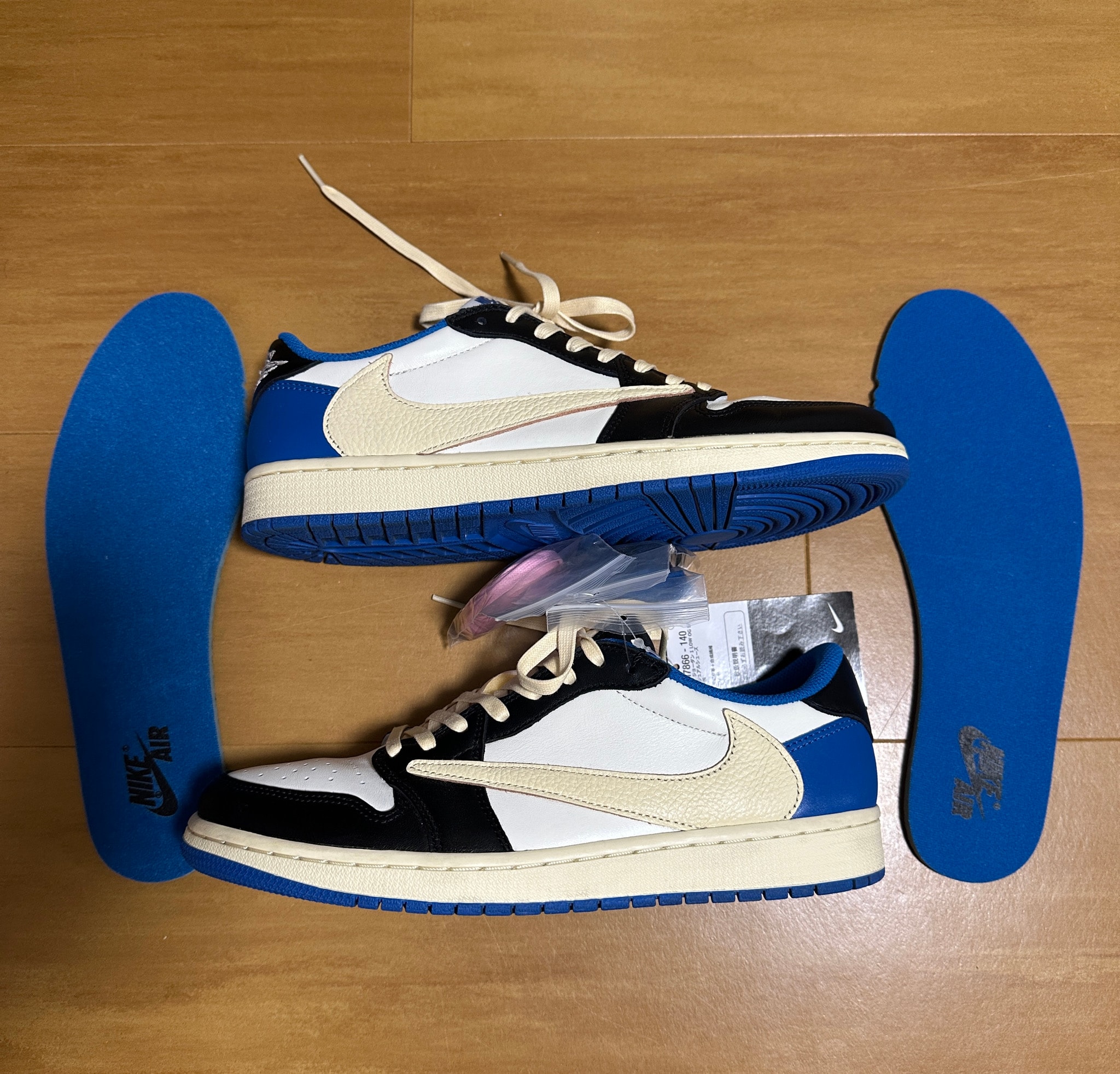 Travis Scott × fragment design × Nike Air Jordan 1 Low OG SP "Military Blue"