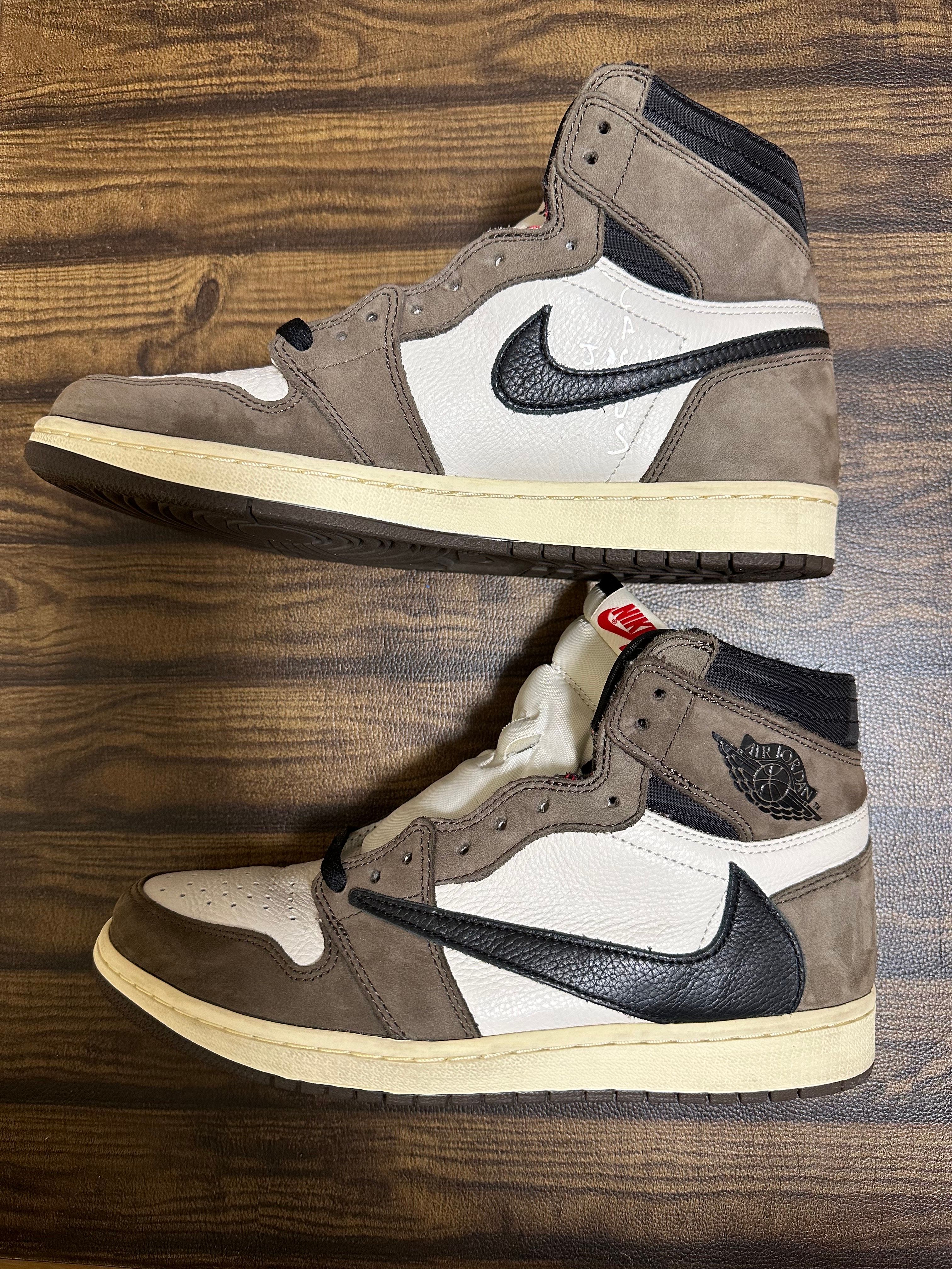 Travis Scott × Nike Air Jordan 1 Retro High OG TS SP "Sail/Dark Mocha"