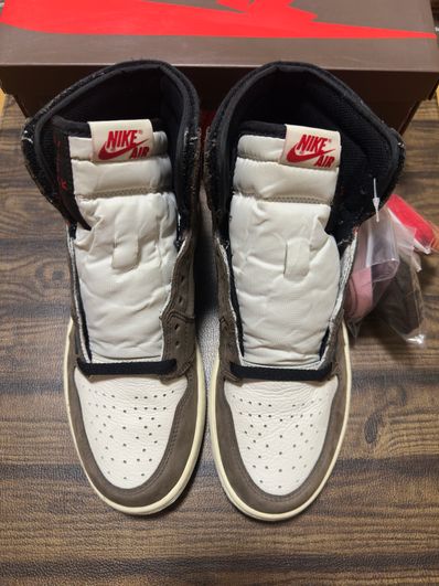 Travis Scott × Nike Air Jordan 1 Retro High OG TS SP "Sail/Dark Mocha"