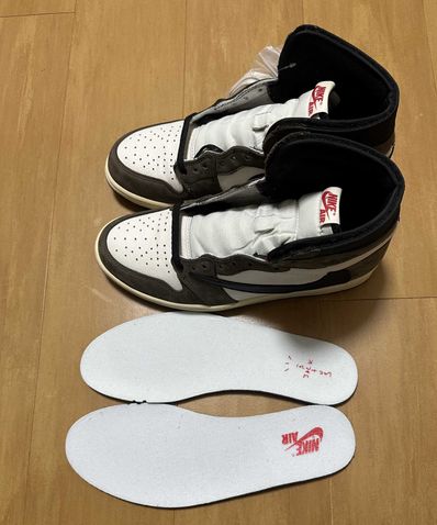 Travis Scott × Nike Air Jordan 1 Retro High OG TS SP "Sail/Dark Mocha"