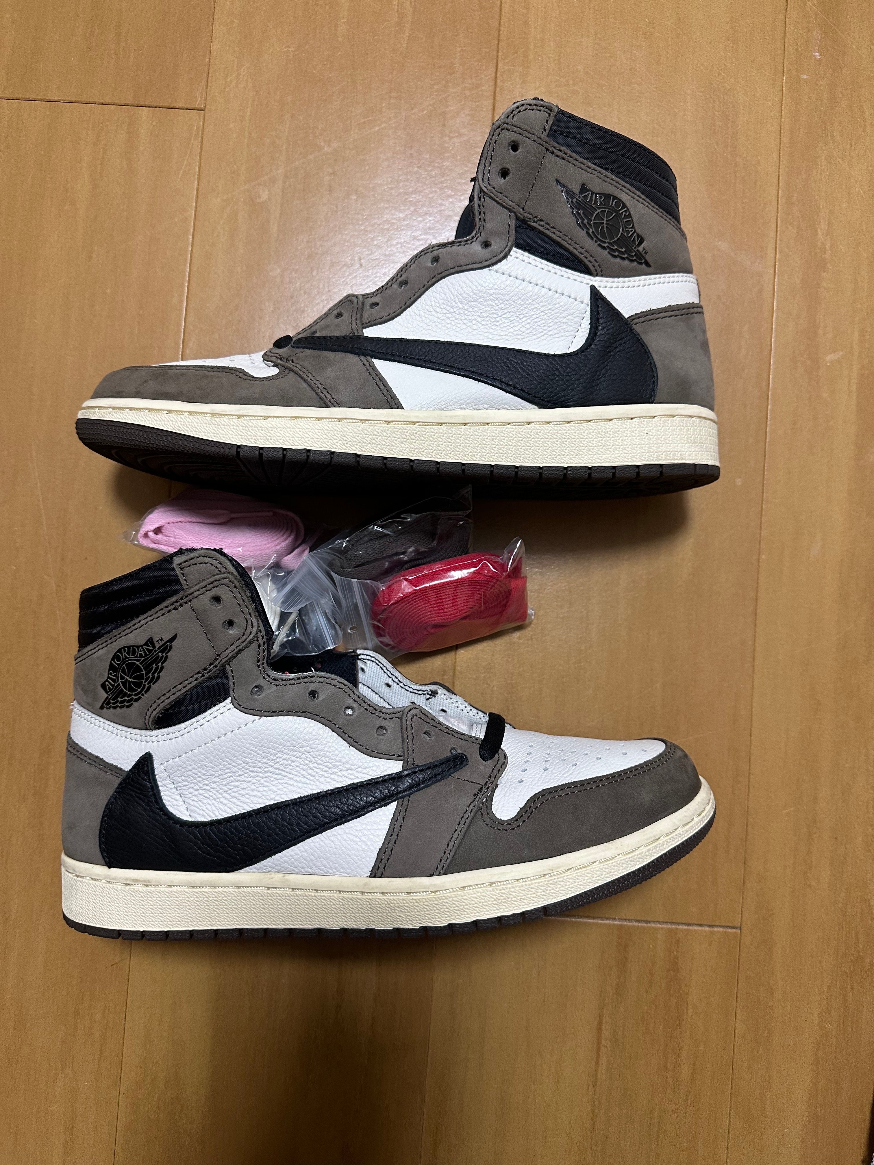 Travis Scott × Nike Air Jordan 1 Retro High OG TS SP "Sail/Dark Mocha"