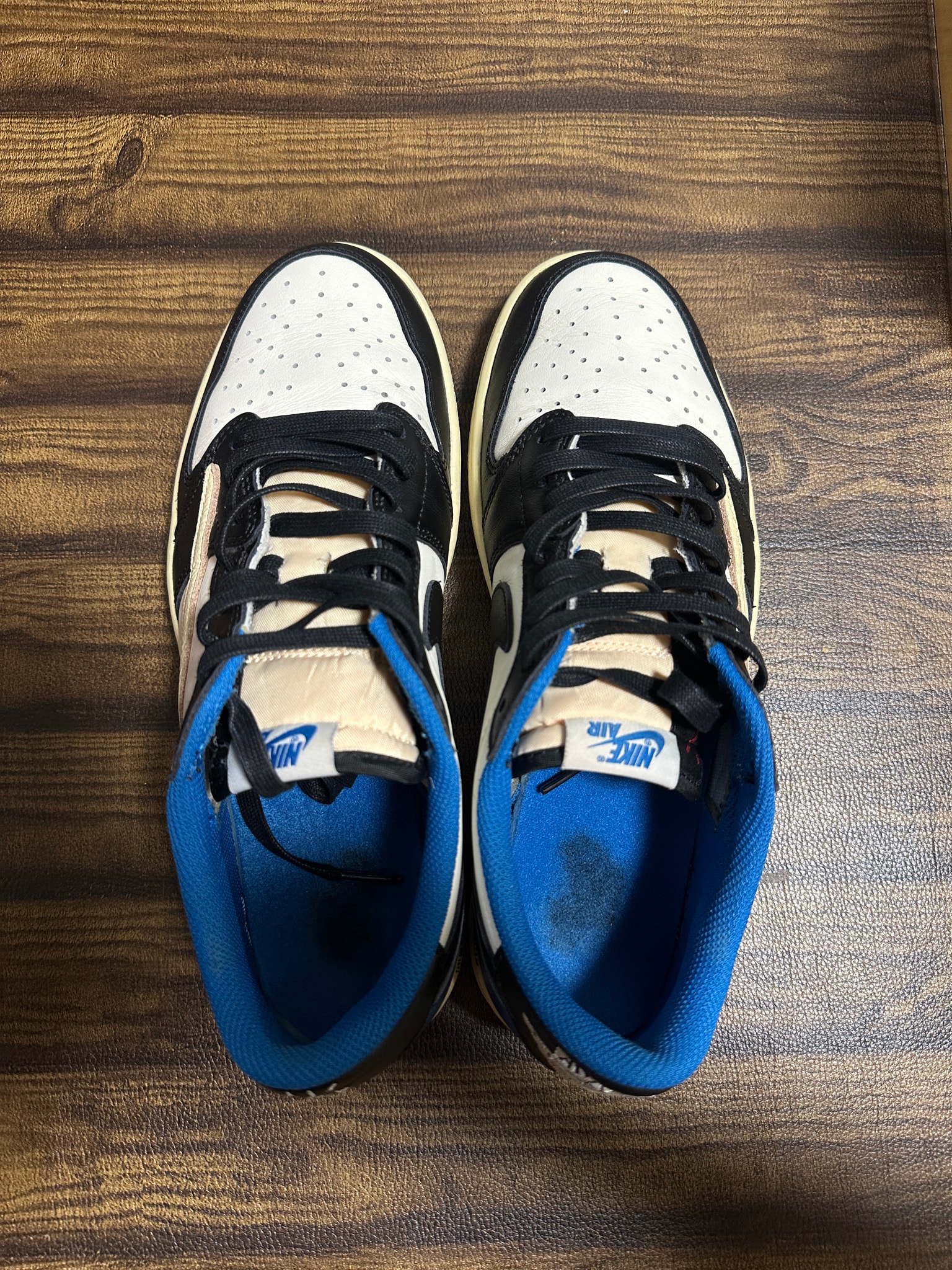 Travis Scott × fragment design × Nike Air Jordan 1 Low OG SP "Military Blue"