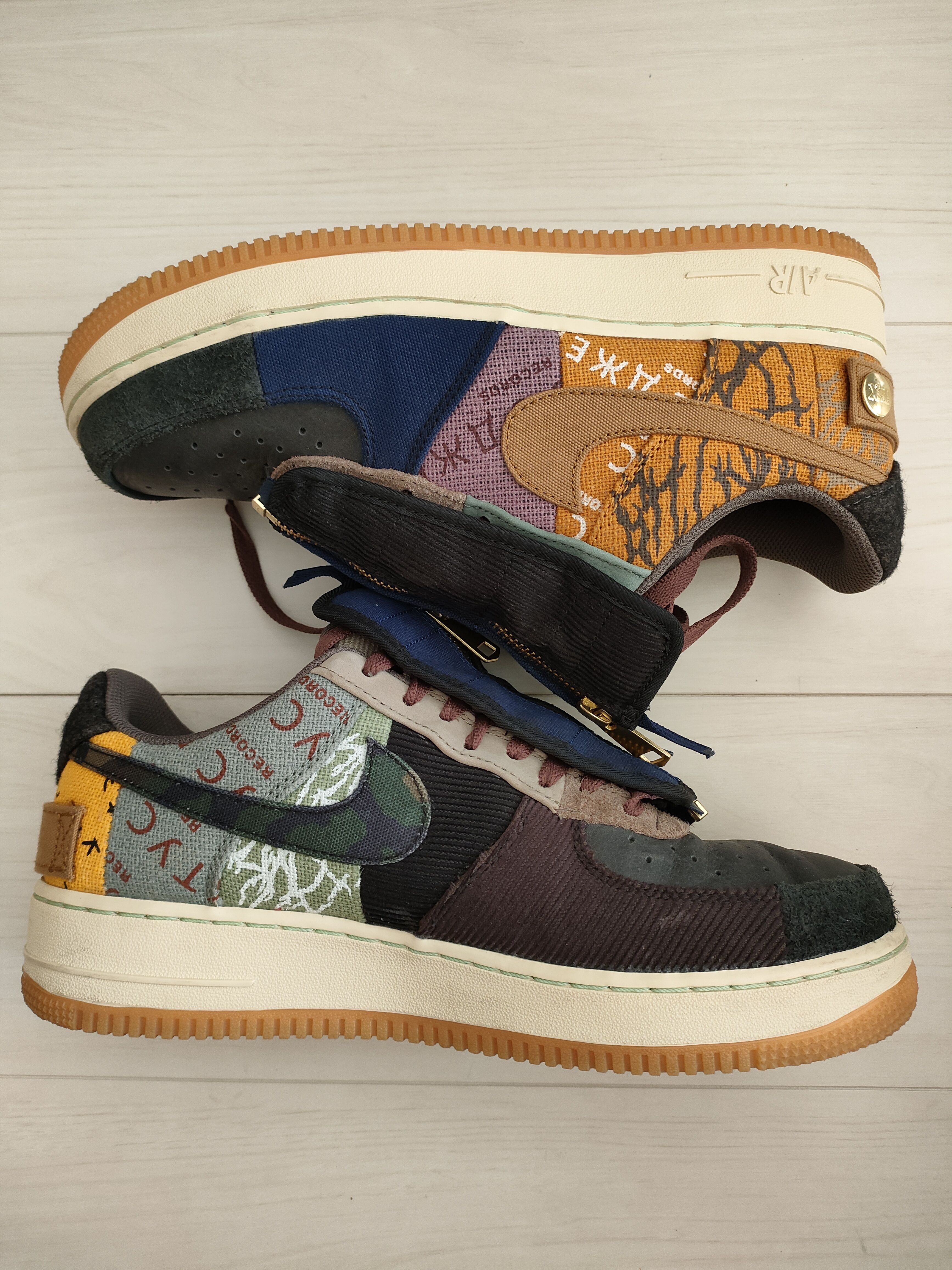 Travis Scott × Nike Air Force 1 Low Cactus Jack "Multi Color"