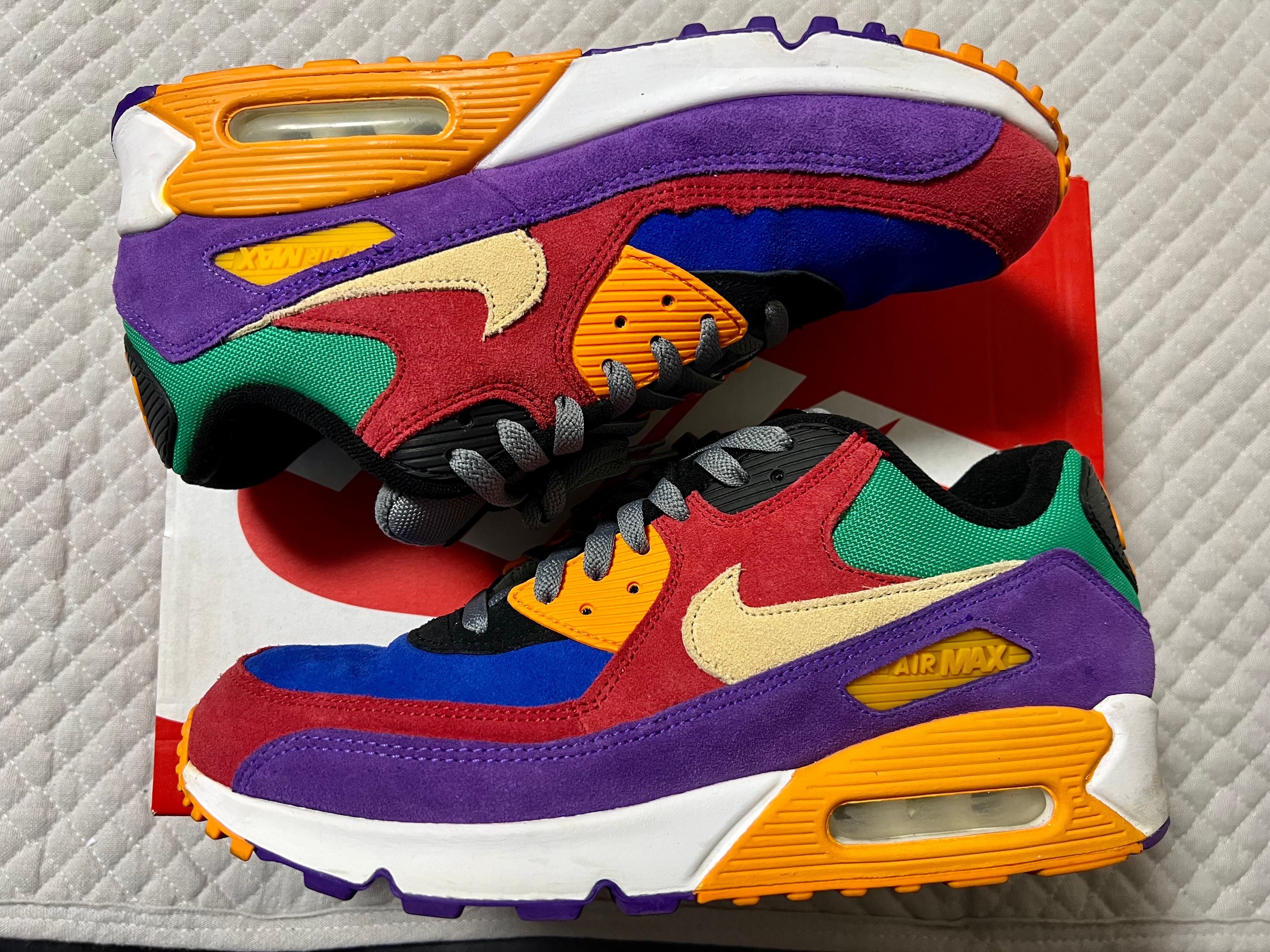 NIKE AIR MAX 90 "VIOTECH UNIVERSITYRED/PALE VANILLA/HYPER GRAPE"