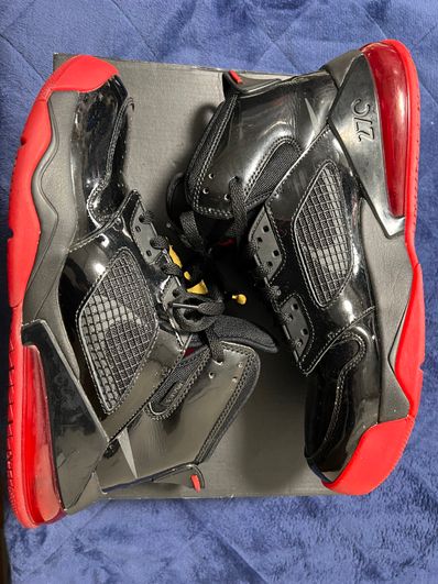 NIKE JORDAN MARS 270 "BRED"