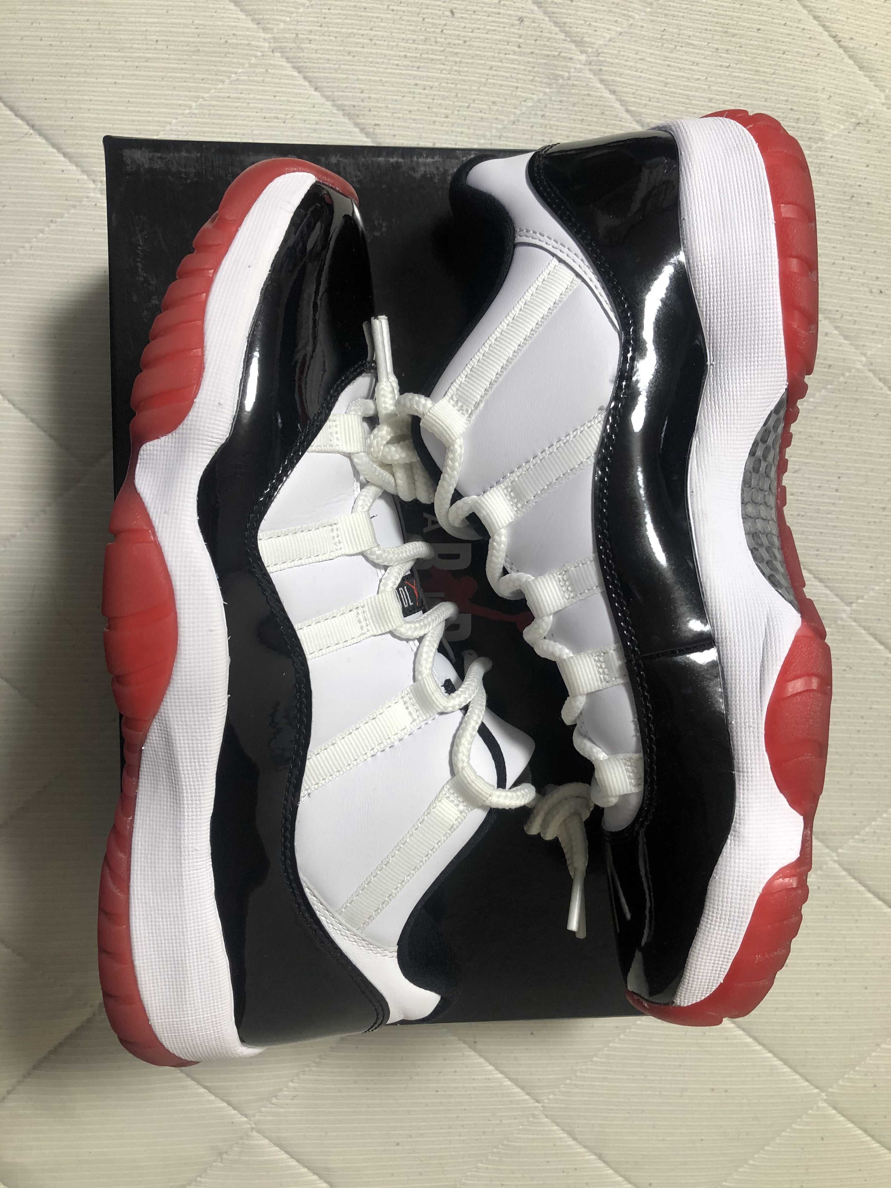 Nike Air Jordan 11 Low "Gym Red"
