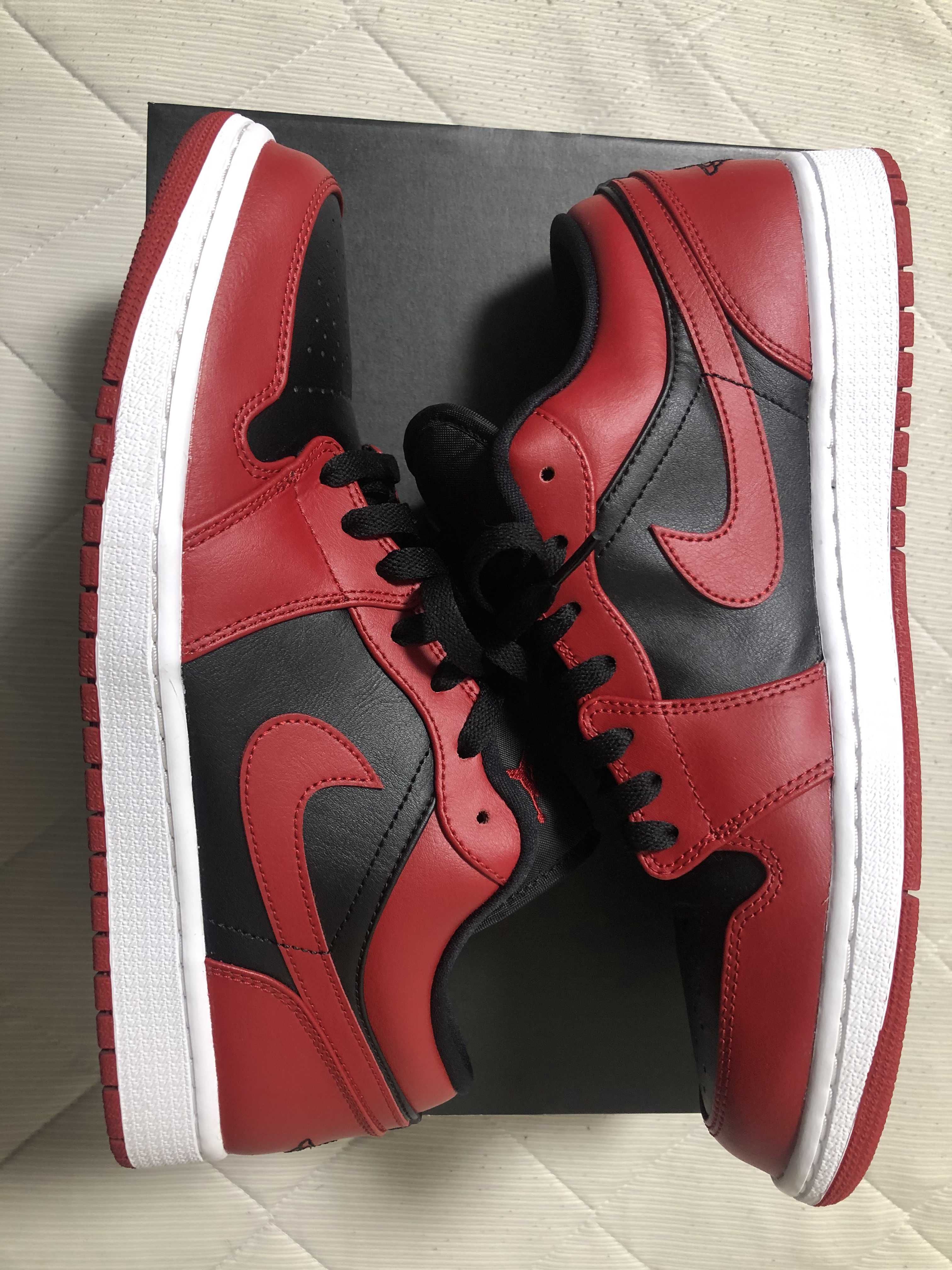 Nike Air Jordan 1 Low "Varsity Red"   