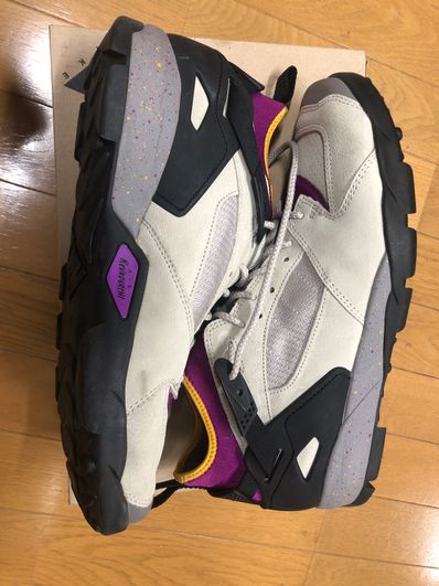 Nike ACG Air Revaderchi "Granite / Red Plum"