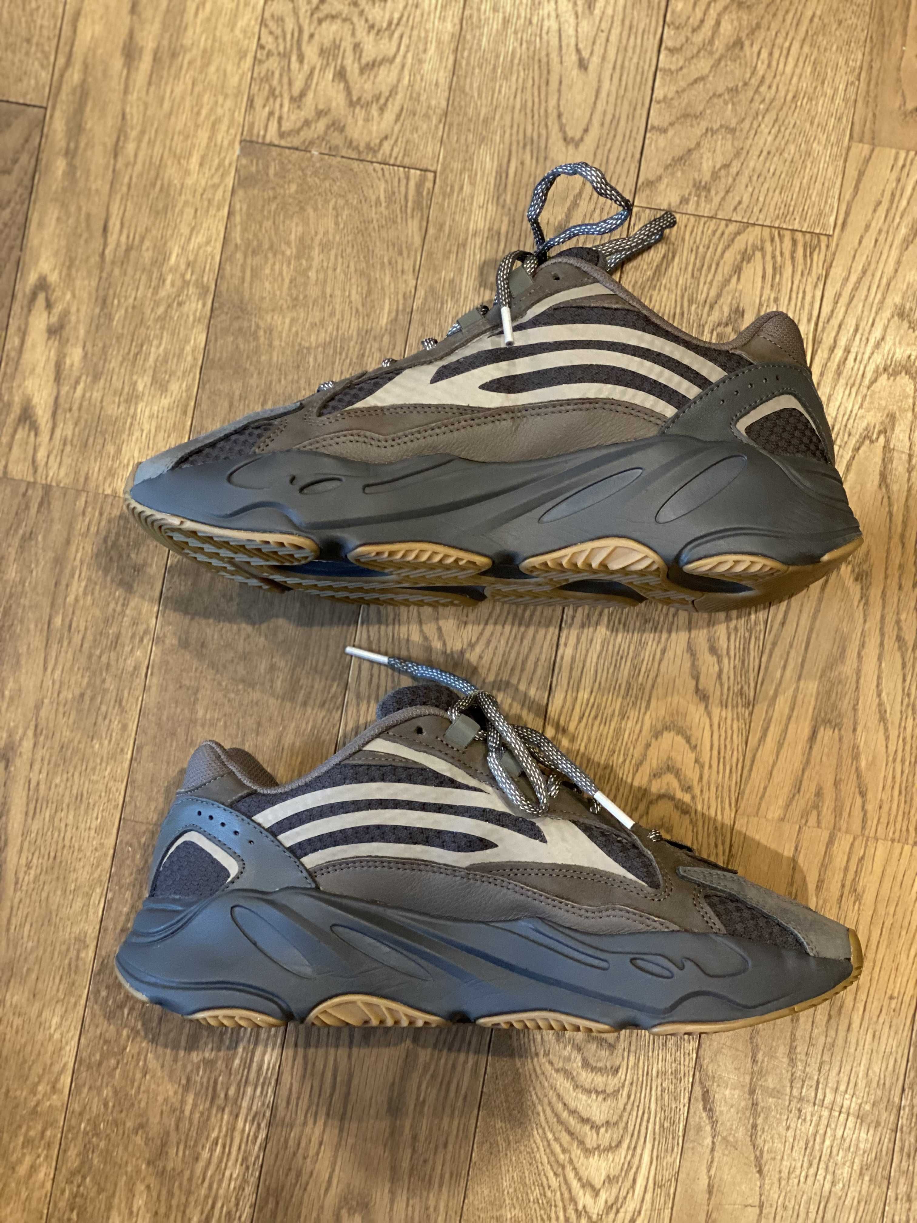 ADIDAS ORIGINALS YEEZY BOOST 700 V2 "GEODE"