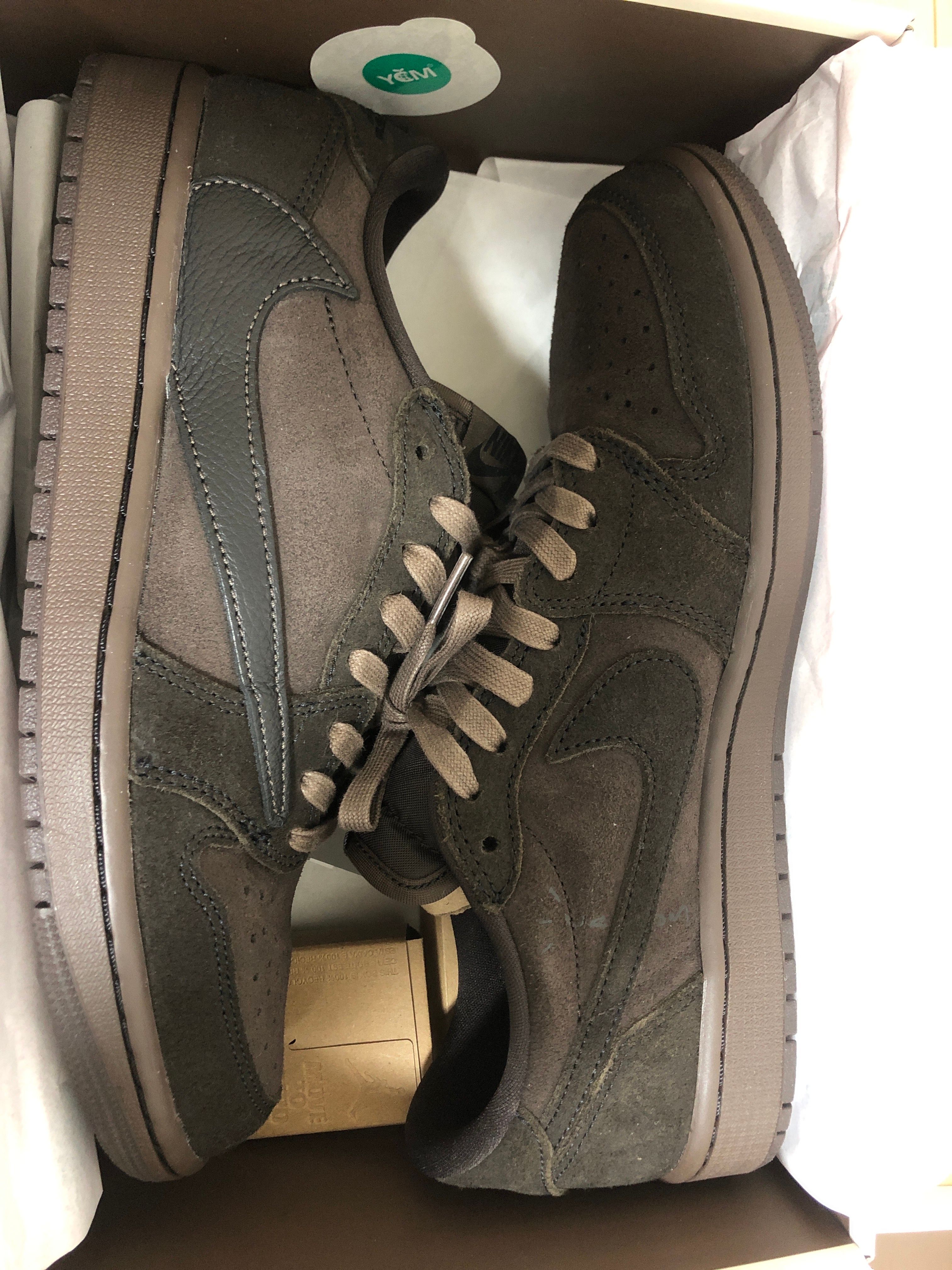 Travis Scott × Nike Air Jordan 1 Low OG SP "Velvet Brown and Dark Mocha"