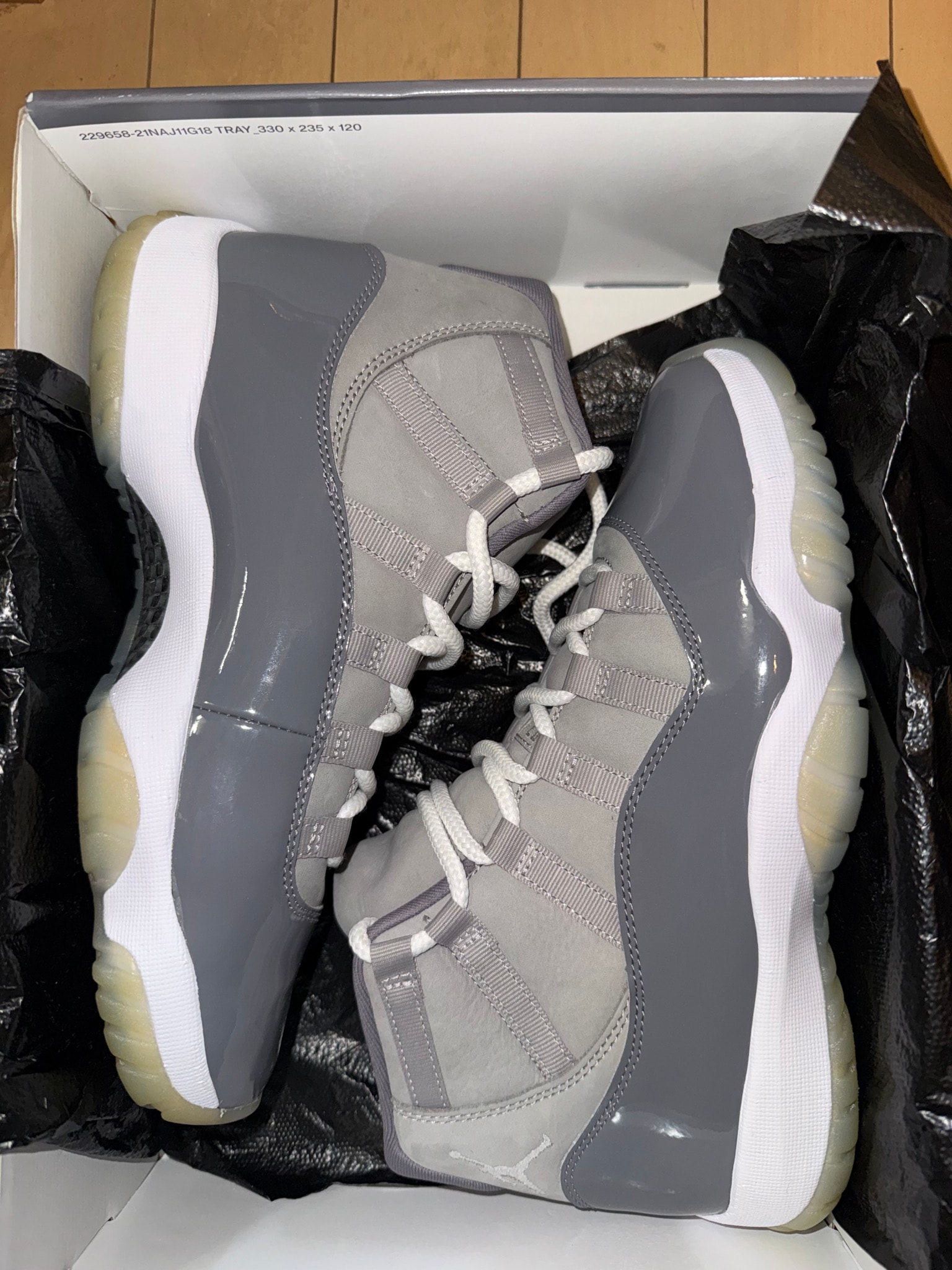 Nike Air Jordan 11 Retro "Cool Grey"