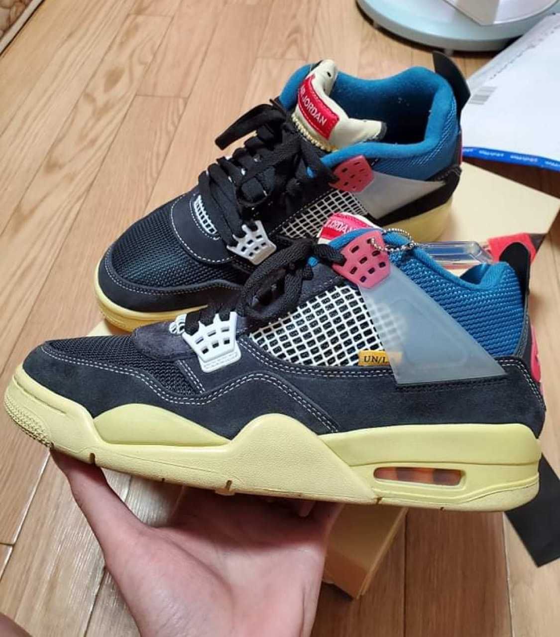 UNION × NIKE AIR JORDAN 4 "OFF NOIR"