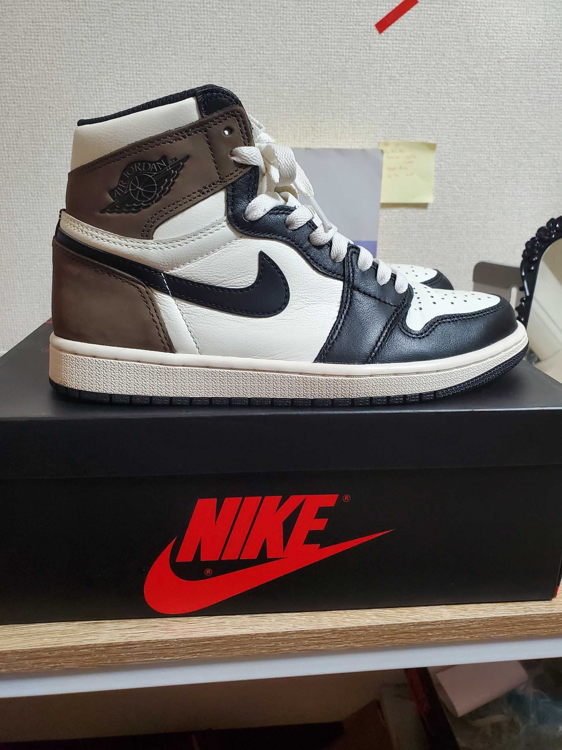 Nike Air Jordan 1 High OG "Sail/Dark Mocha/Black"