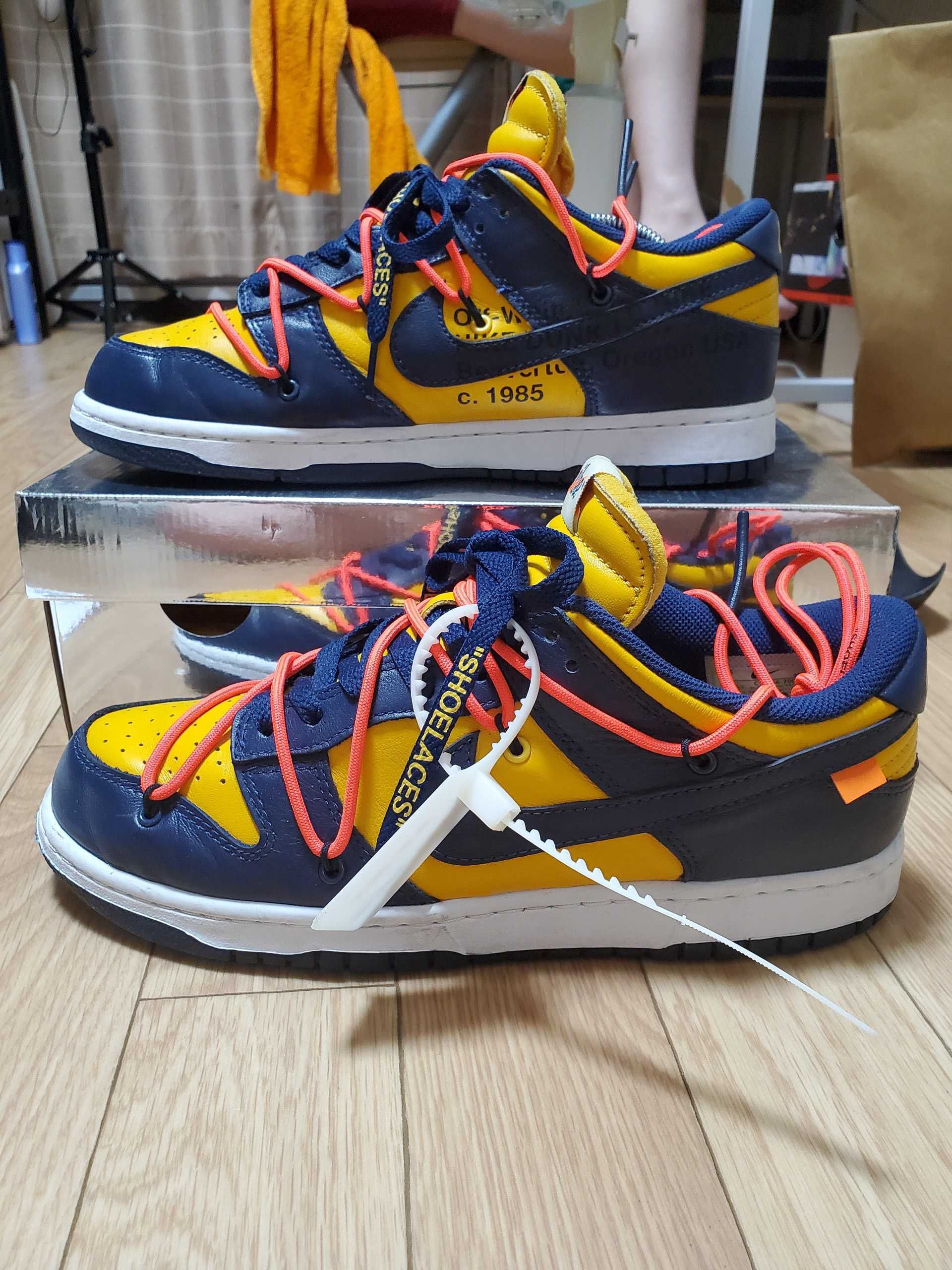 Off-White × Nike Dunk Low LTHR "University Gold/Midnight Navy/White"