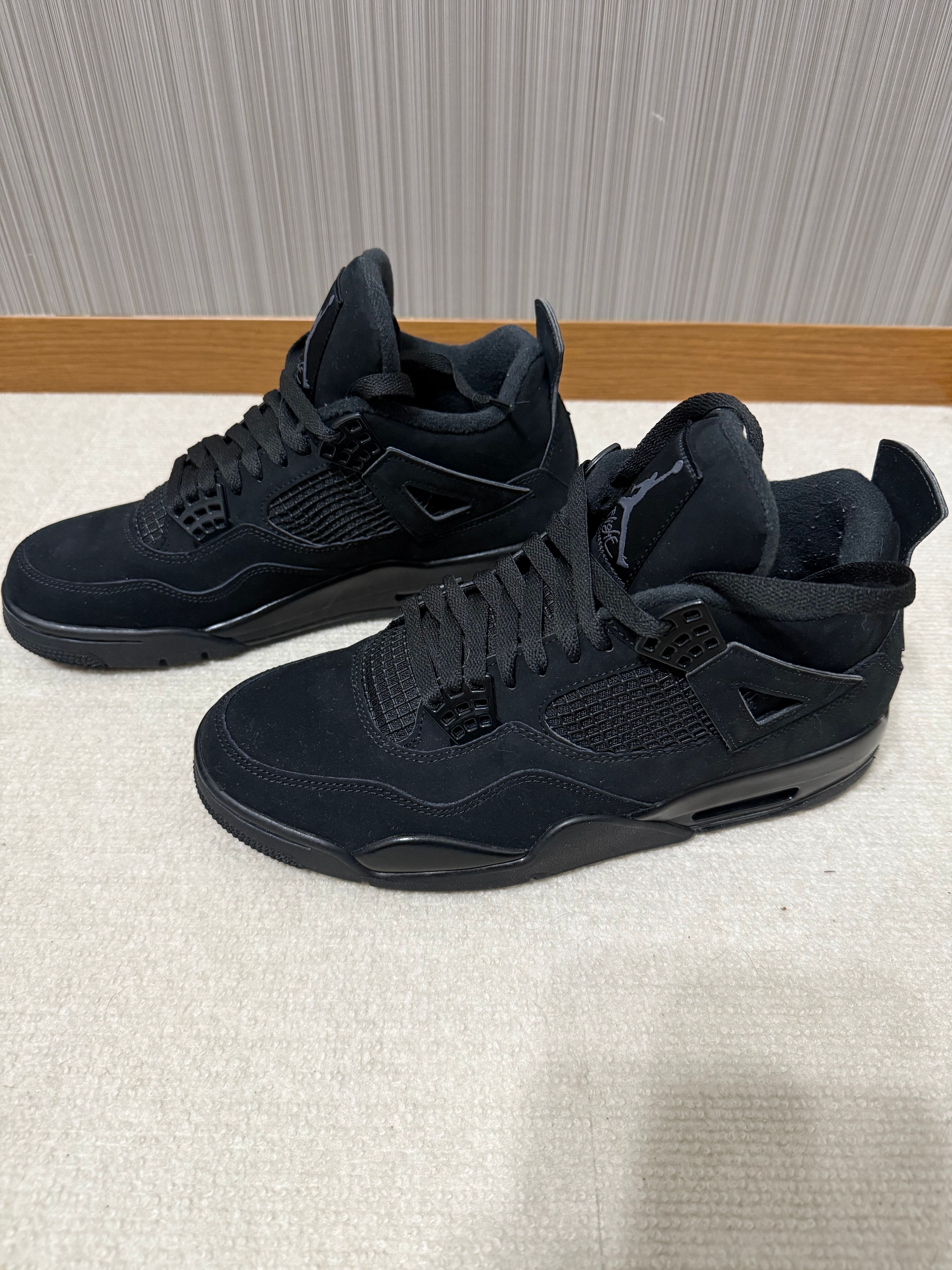 Nike Air Jordan 4 "Black Cat"