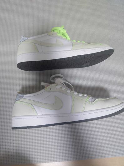Nike Air Jordan 1 Low OG "Ghost Green"