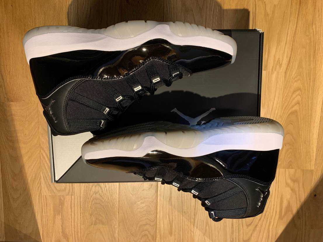 Nike Air Jordan 11 "Jubilee"