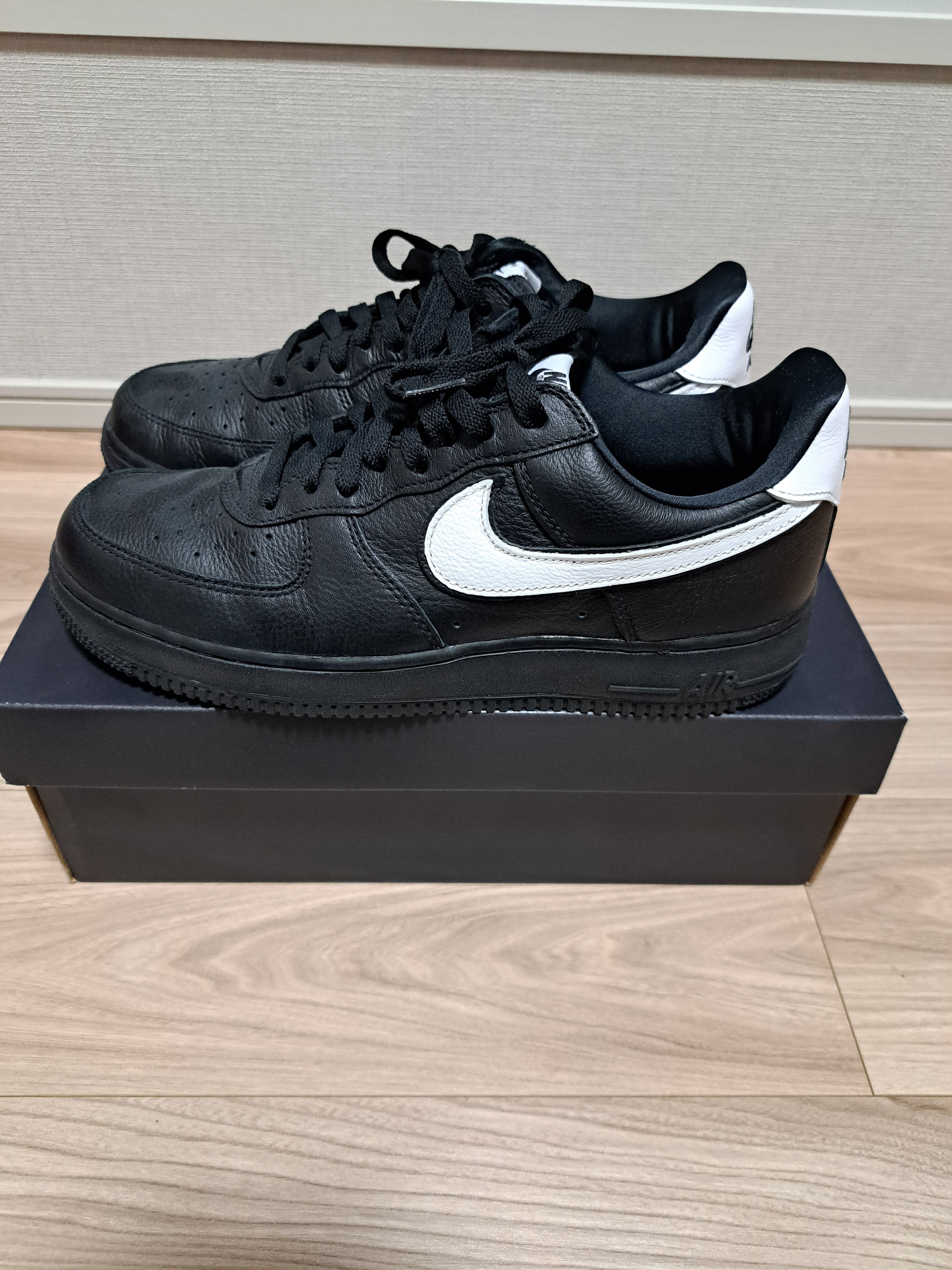 Nike Air Force 1 Low Retro QS  