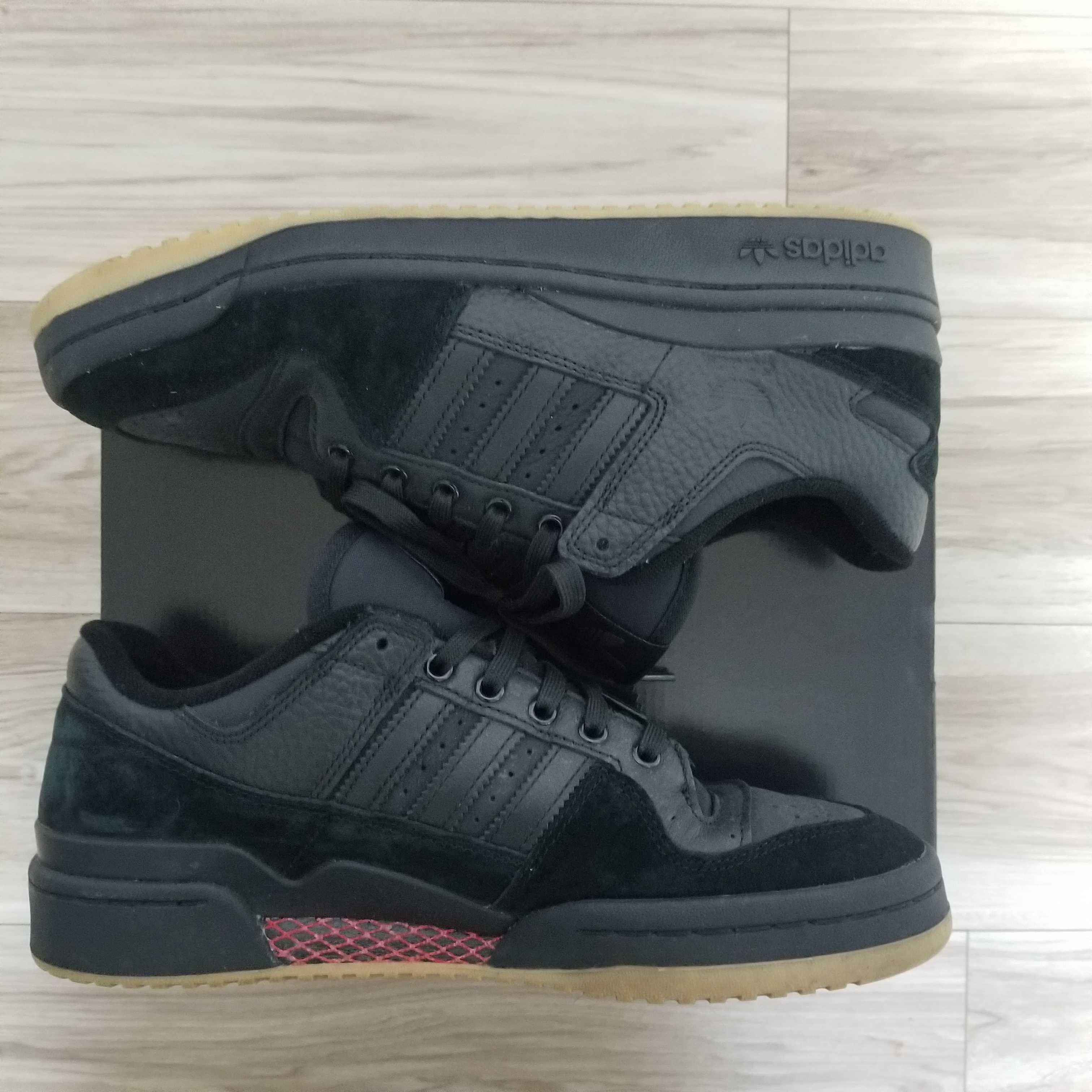 adidas FORUM 84 LOW ADV "BLACK"