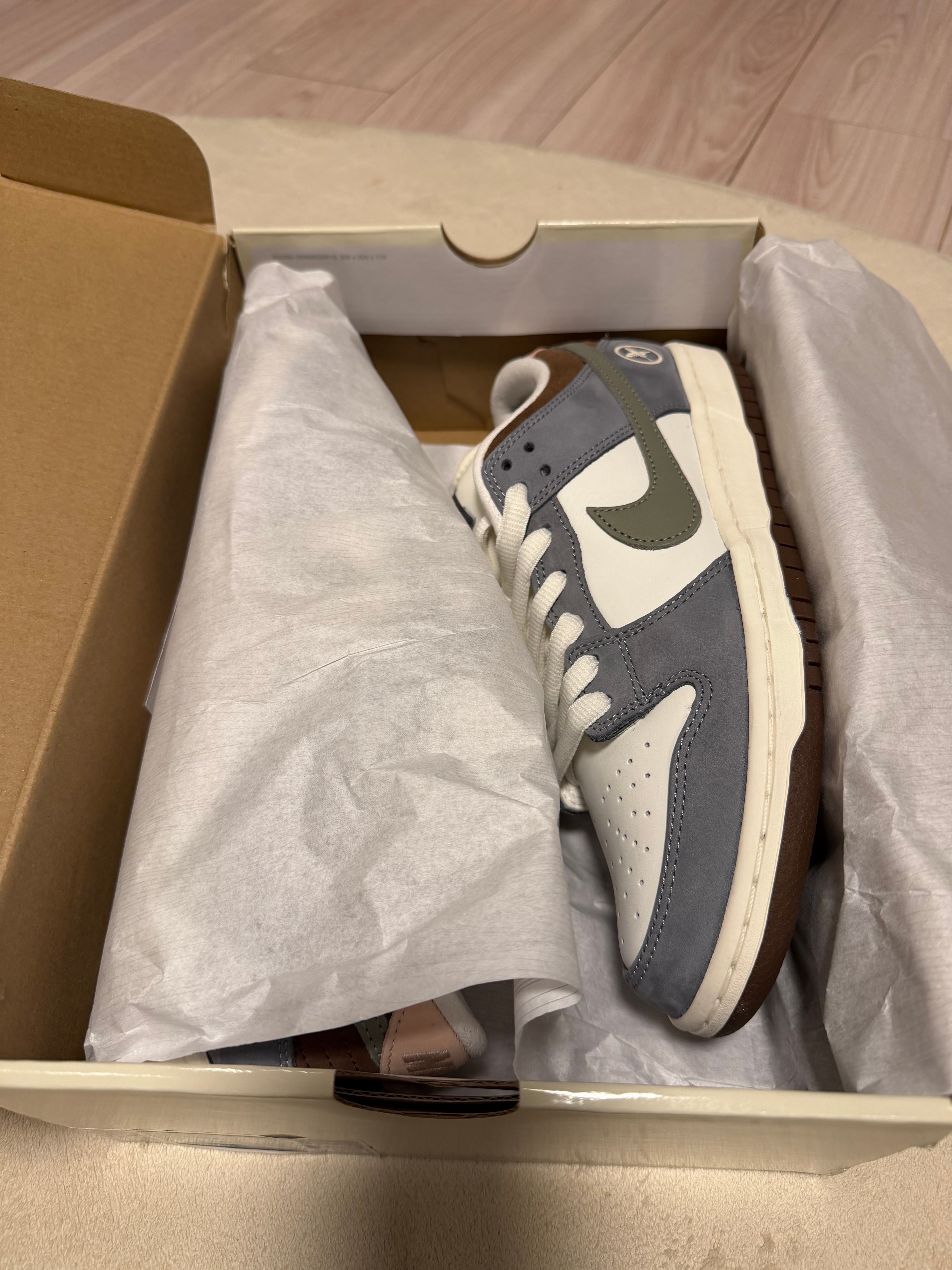 堀米 雄斗(Yuto Horigome) × Nike SB Dunk Low Pro QS "Wolf Grey"