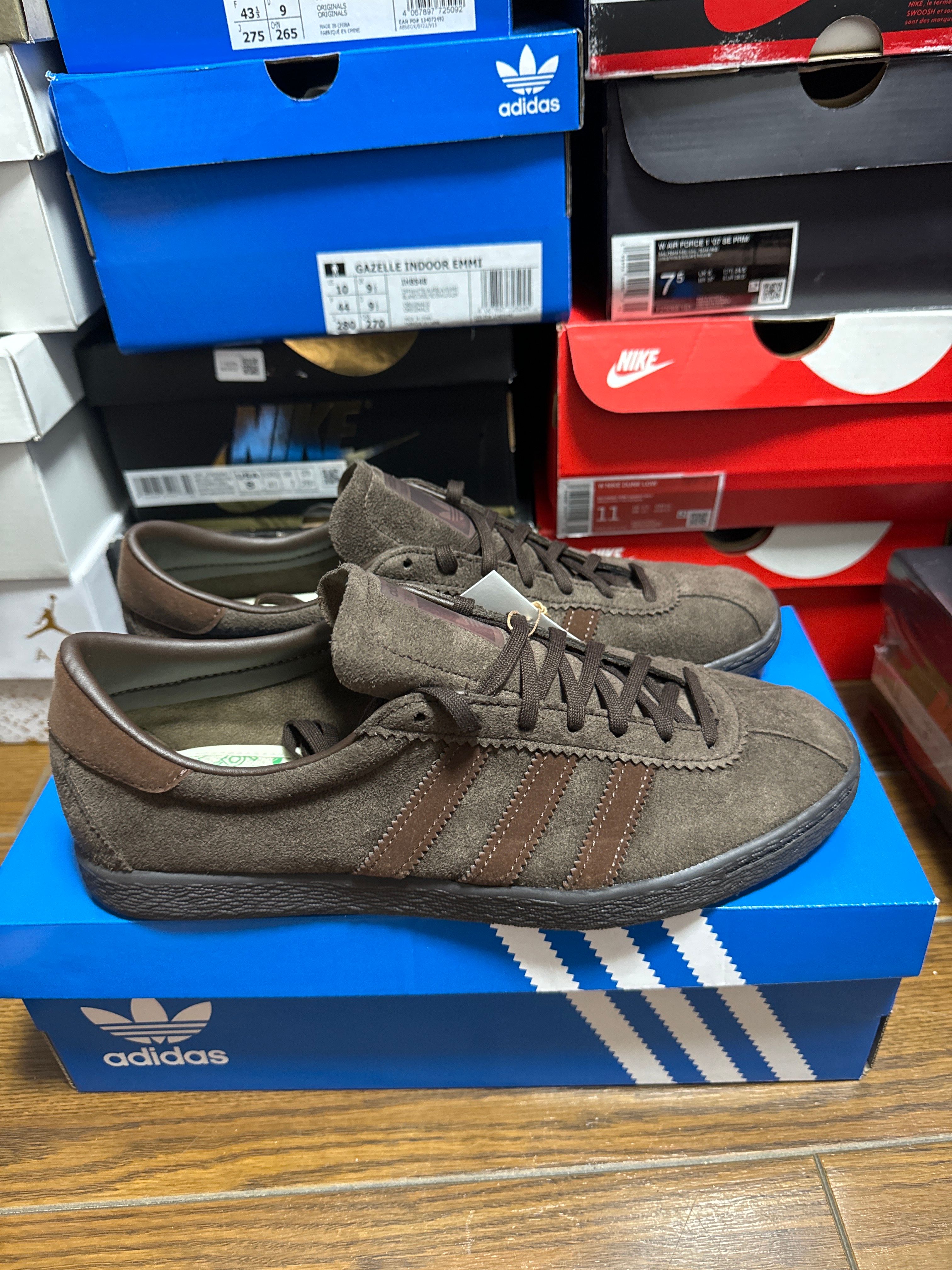adidas Tobacco Gruen "Dark Brown"