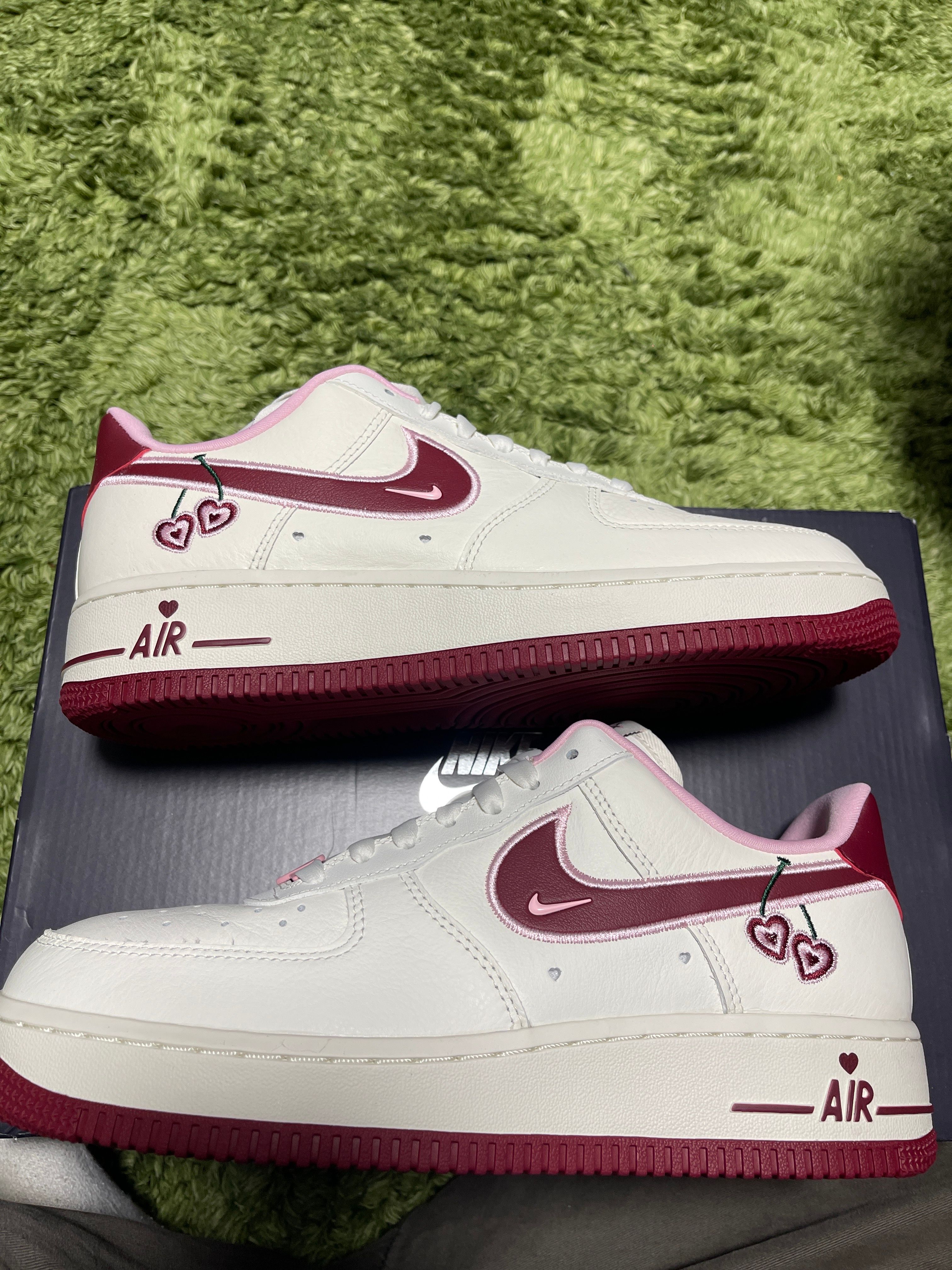 Nike Women's Air Force 1 Low "Valentine’s Day" (2023)