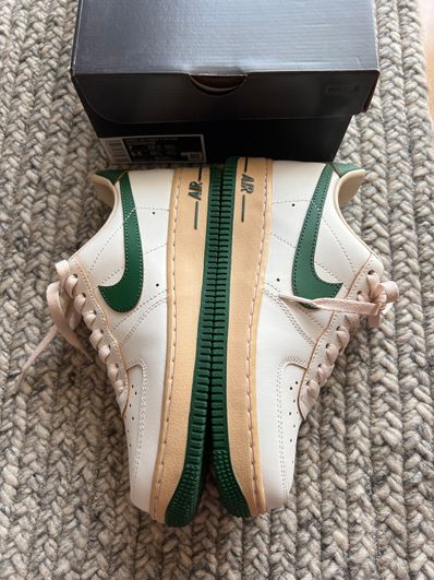 Nike Women's Air Force 1 Low "Green and Muslin"