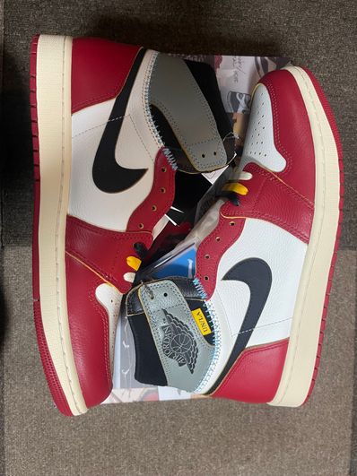 UNION × Nike Air Jordan 1 Retro High OG "Chicago/Shadow"