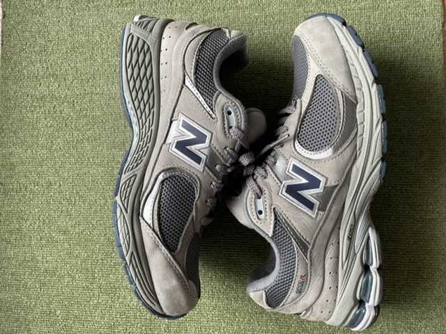 New Balance 2002R "Gray"