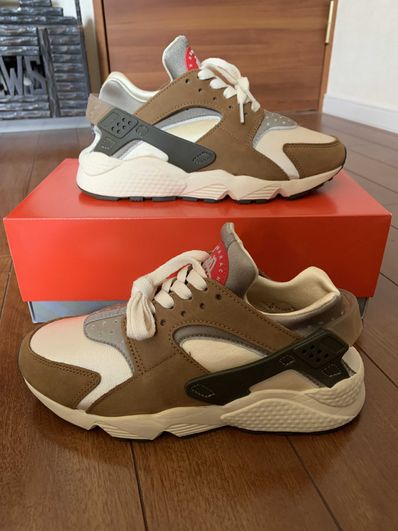 Stussy × Nike Air Huarache "Desert Oak"
