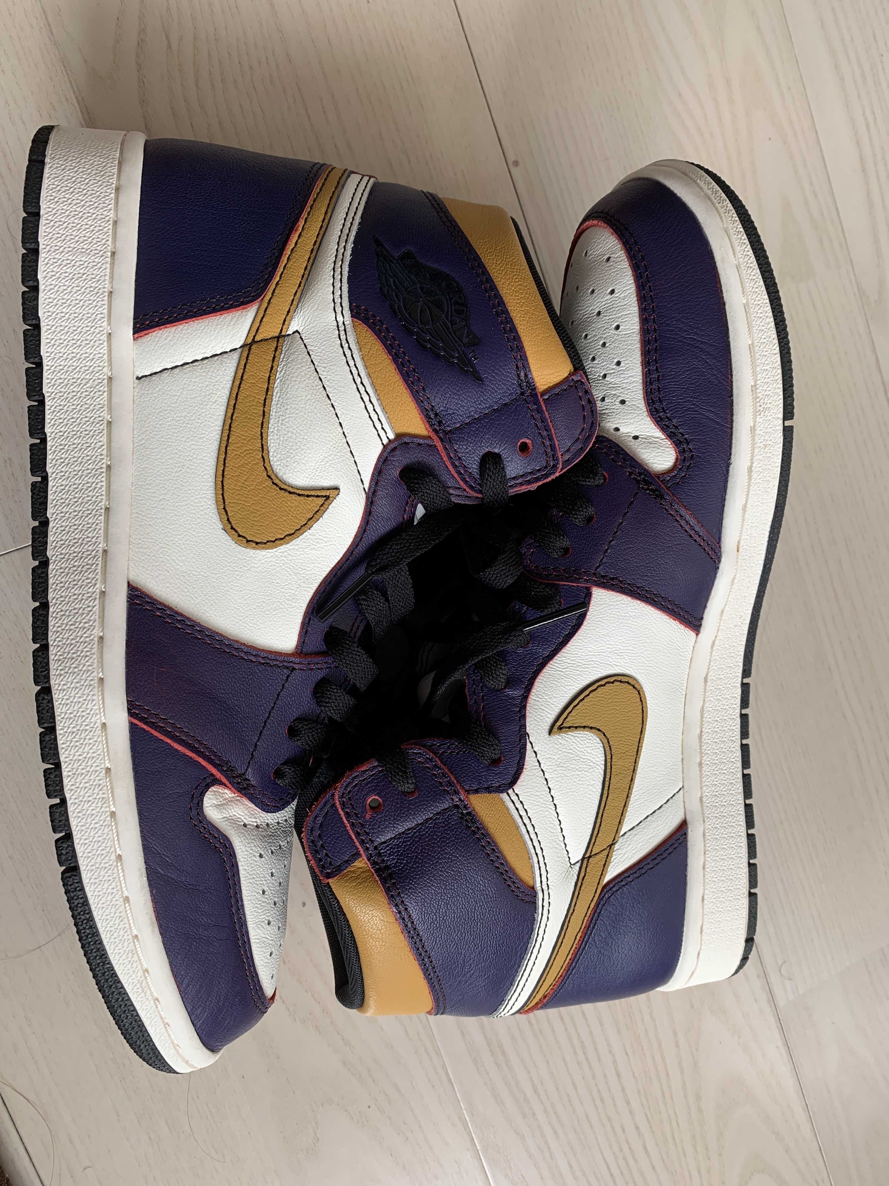 Nike SB × Air Jordan 1 Retro High "La To Chicago"  
