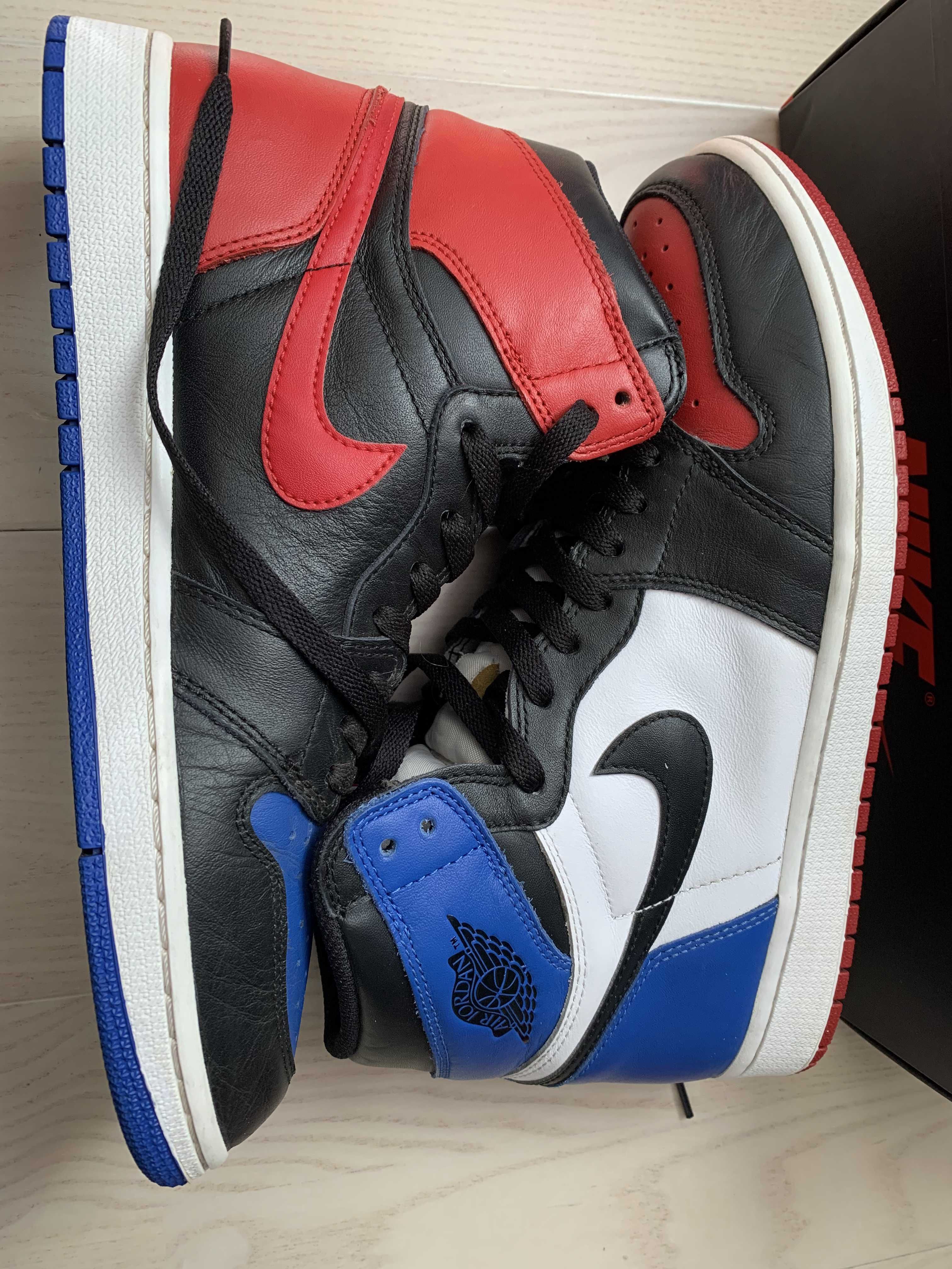 Nike Air Jordan 1 Retro High "Top 3"