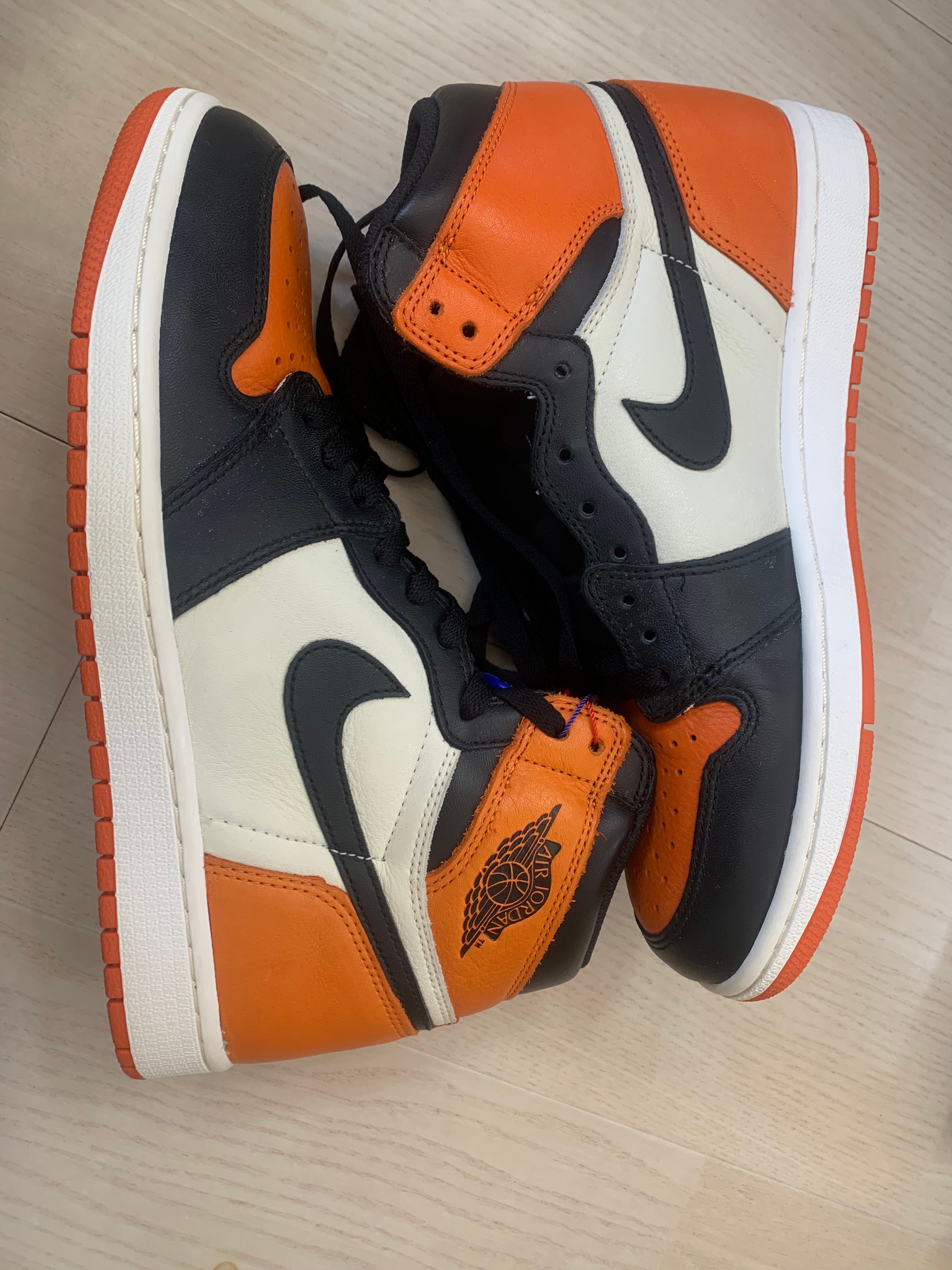 Nike Air Jordan 1 Retro High OG "Shattered Backboard" (2015)