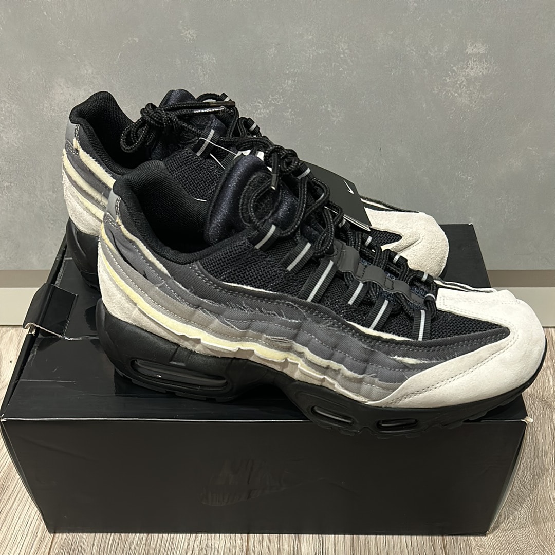 COMME des GARCONS × Nike Air Max 95 "Charcoal"