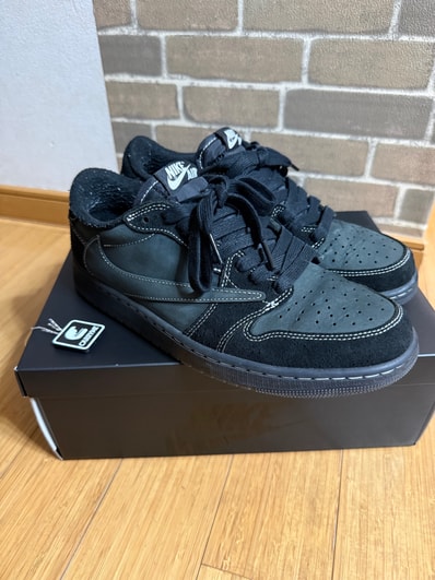 Travis Scott × Nike Air Jordan 1 Low OG SP "Black Phantom"