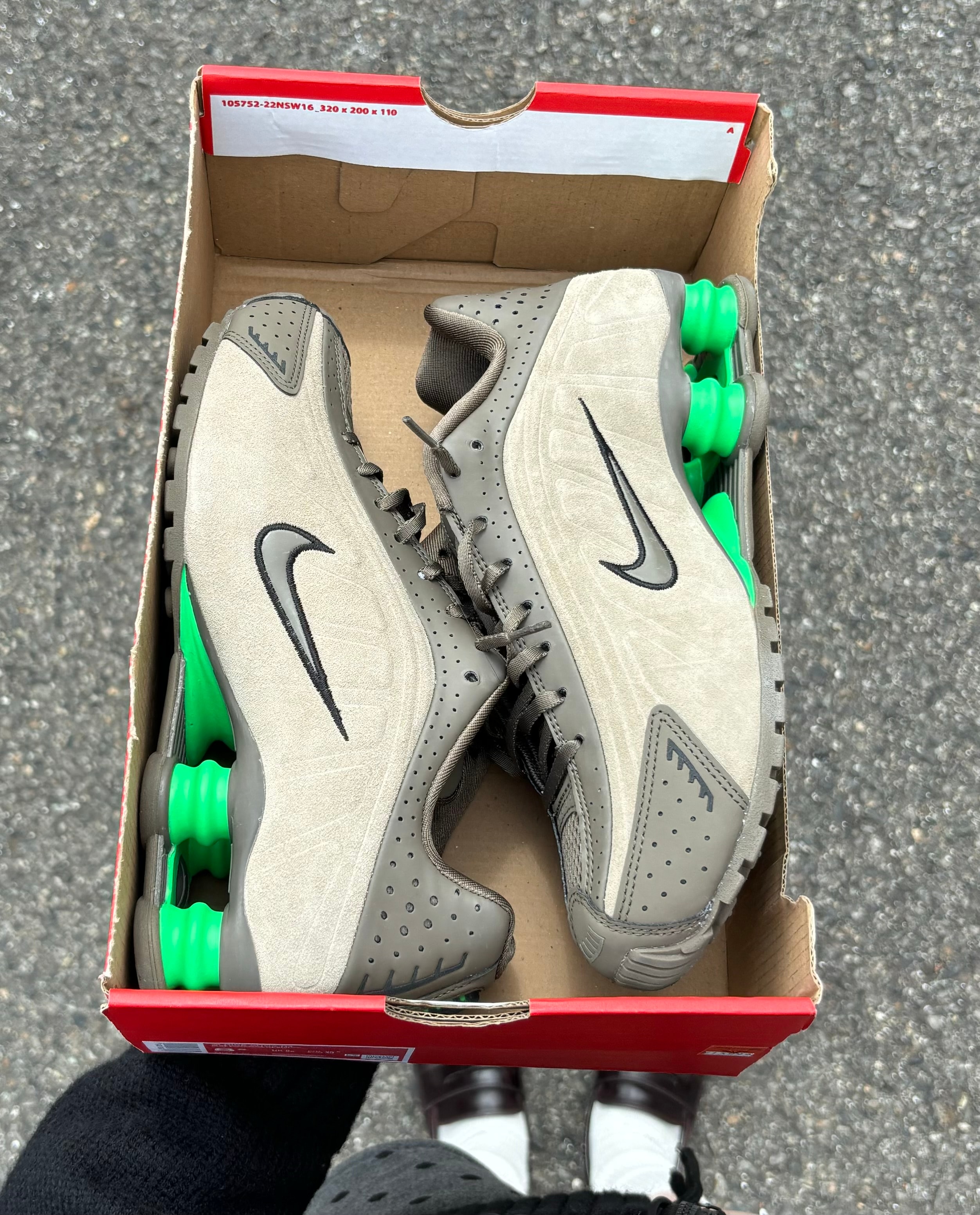 Nike Women's Shox R4 "Olive Khaki"