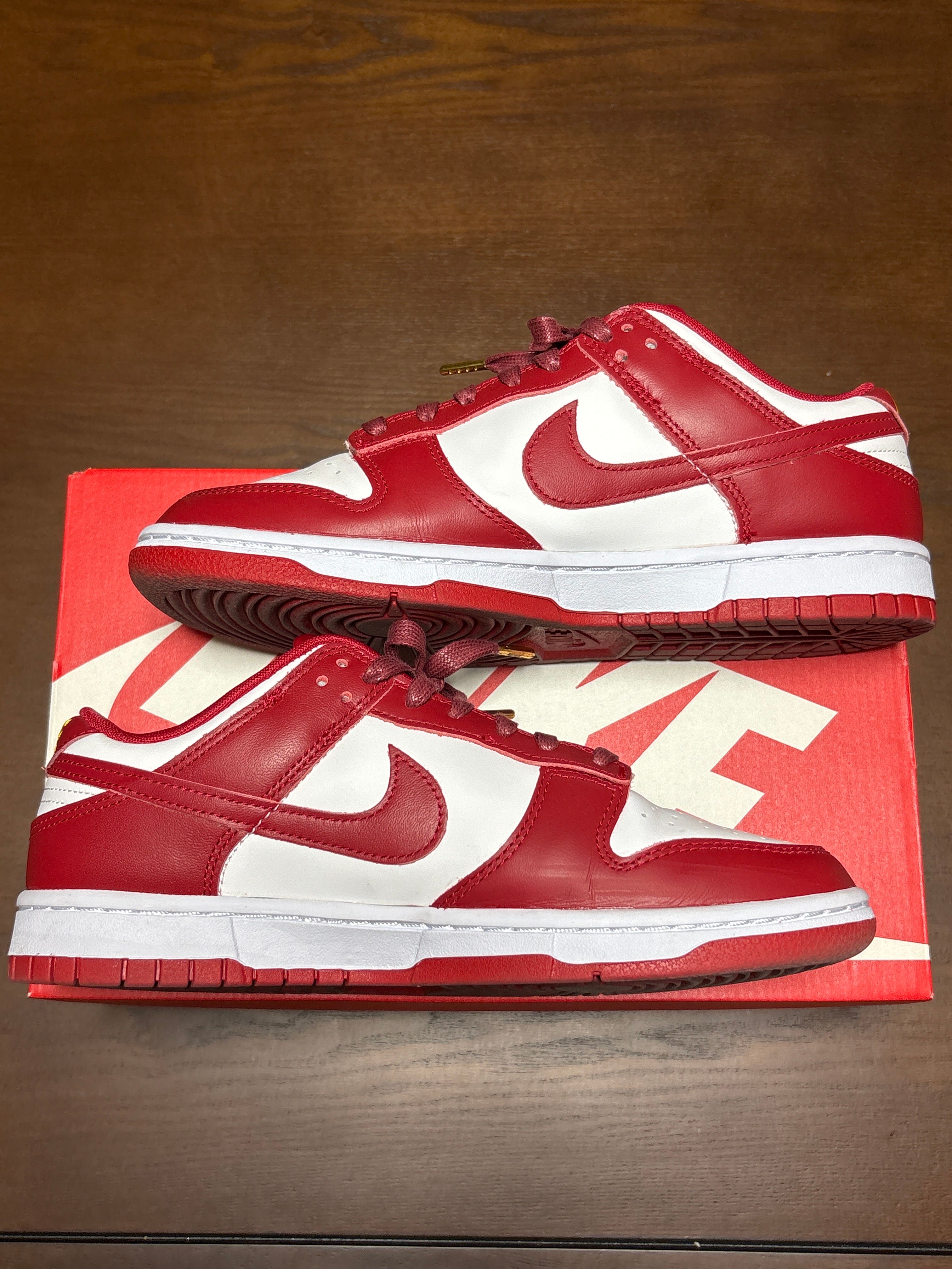 Nike Dunk Low 