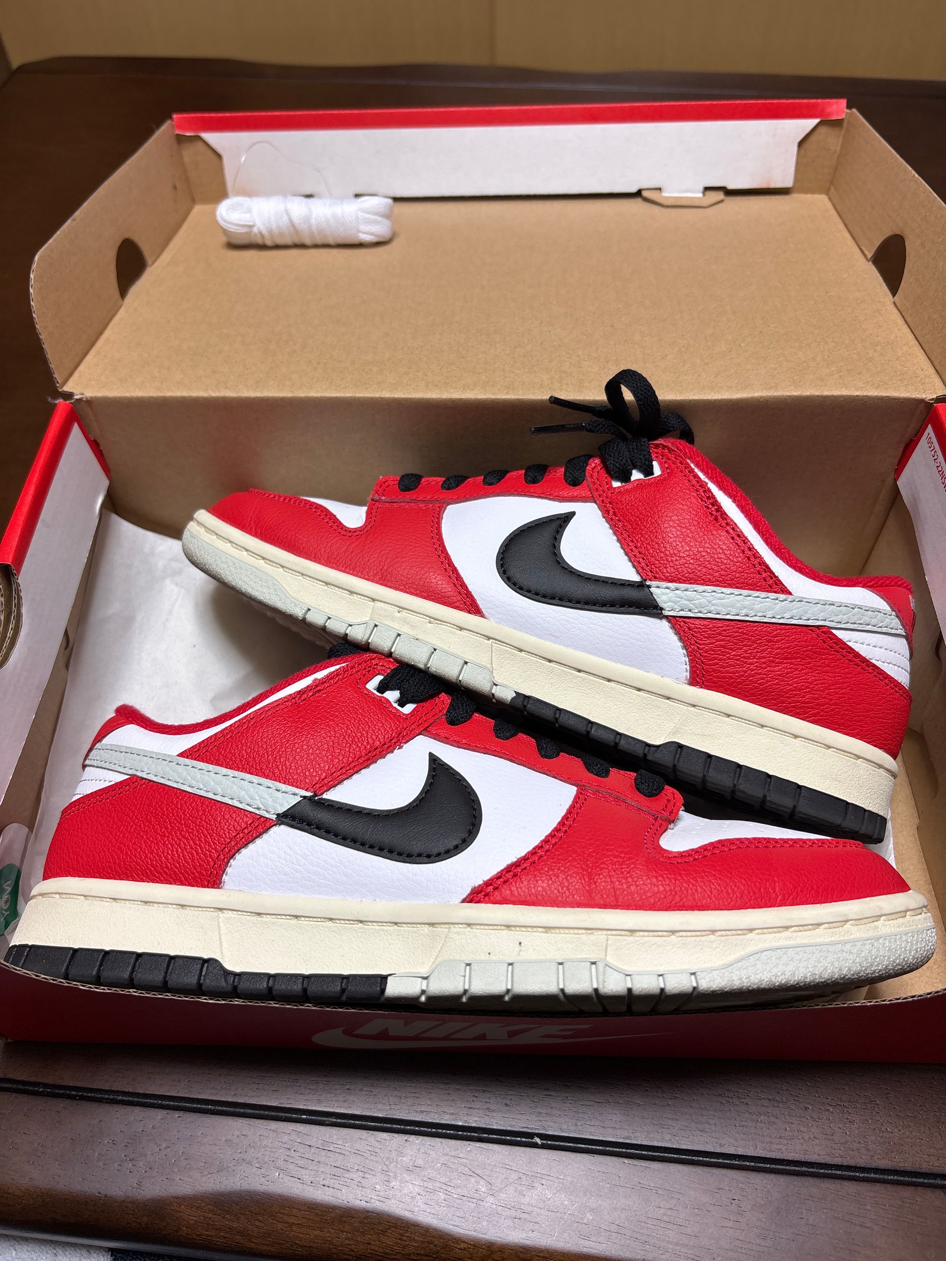 Nike Dunk Low Retro PRM "Chicago Split"