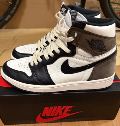 Nike Air Jordan 1 High OG "Sail/Dark Mocha/Black"