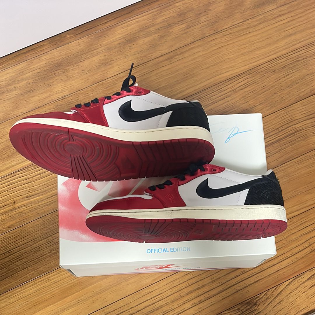 Trophy Room × Nike Air Jordan 1 Low OG "Sail and Varsity Red"