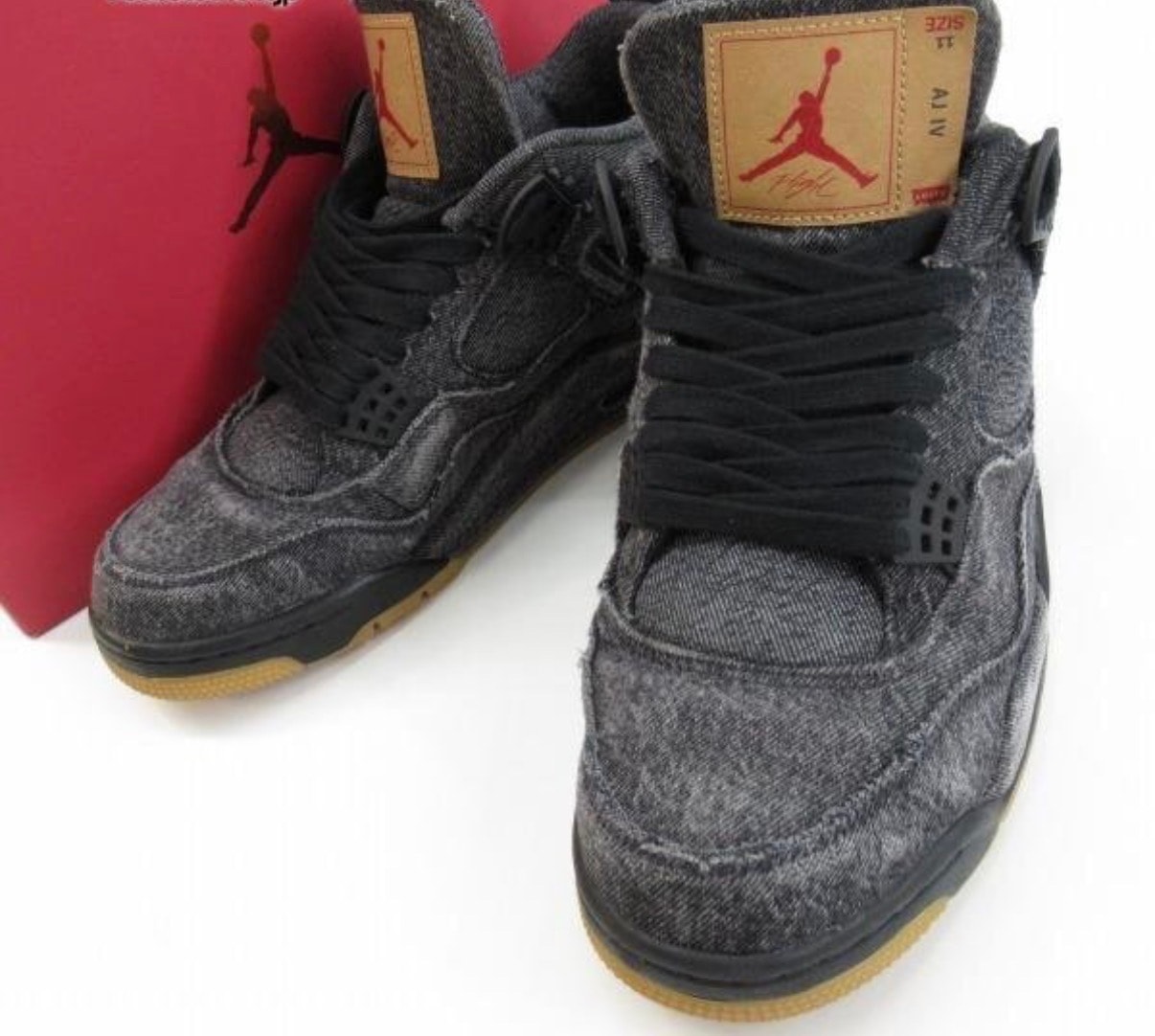Nike × Levi's Air Jordan 4 "Black Denim" (LEVIS Tab)