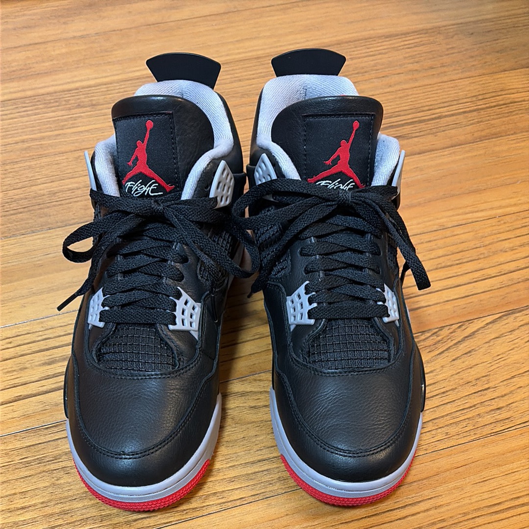 ナイキ エアジョーダン4 レトロ "ブレッド リイマジンド"