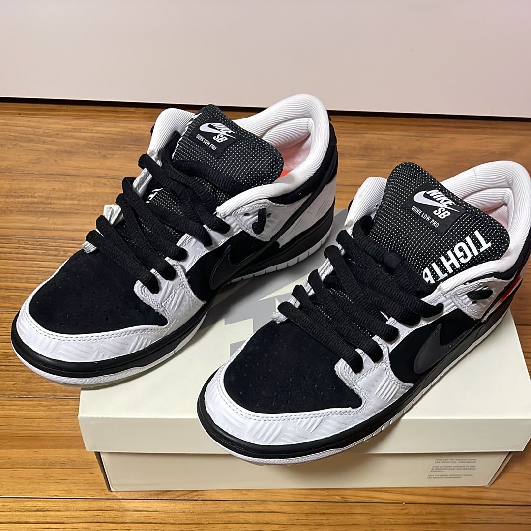 TIGHTBOOTH × Nike SB Dunk Low Pro QS "Black and White"