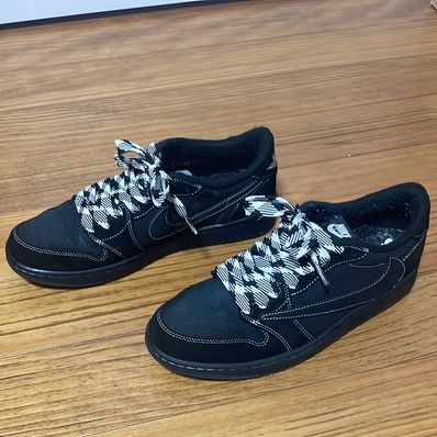 Travis Scott × Nike Air Jordan 1 Low OG SP "Black Phantom"
