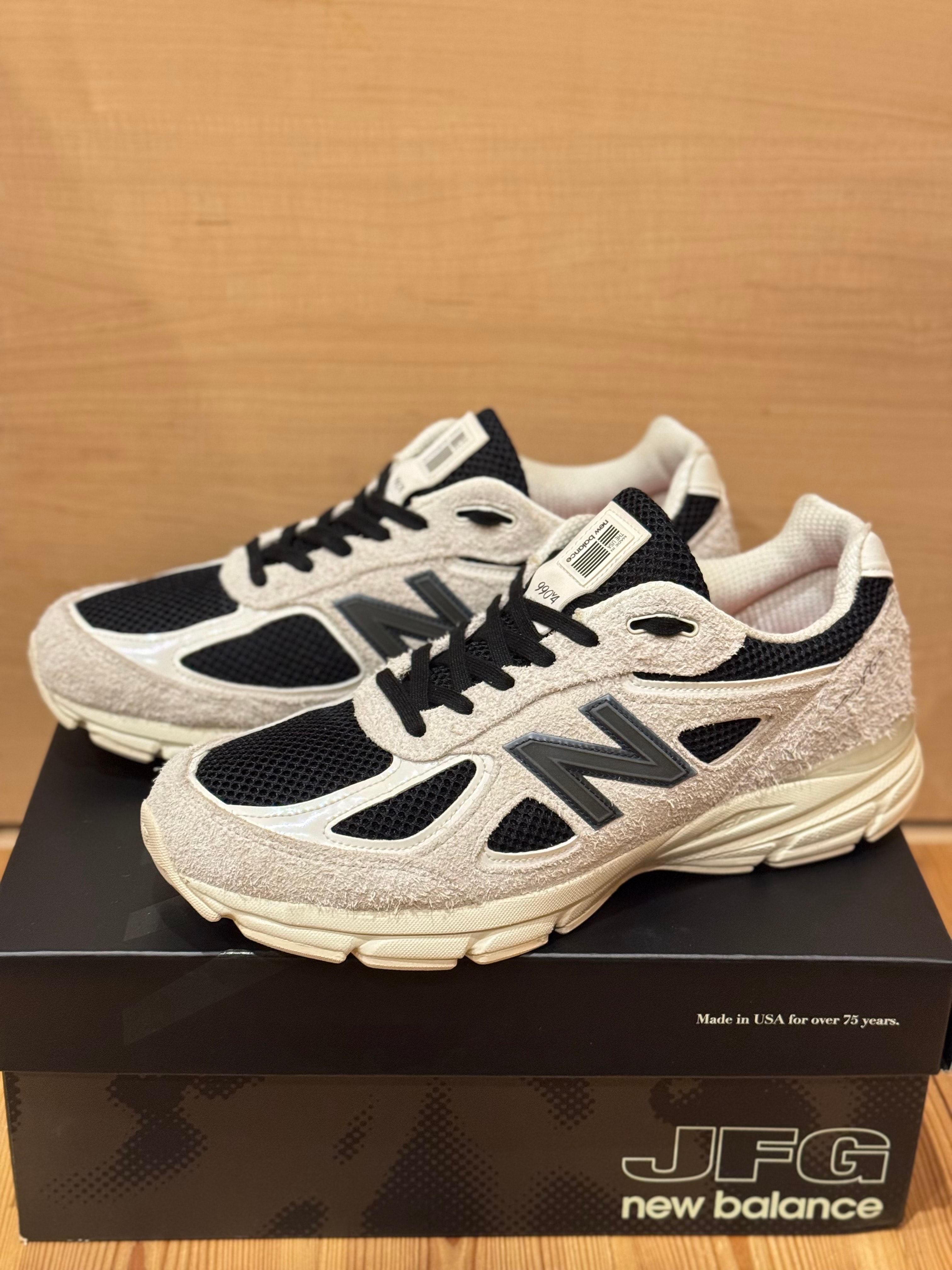 ジョー・フレッシュグッズ × ニューバランス 990V4 "イントロ"