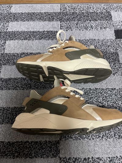 Stussy × Nike Air Huarache "Desert Oak"