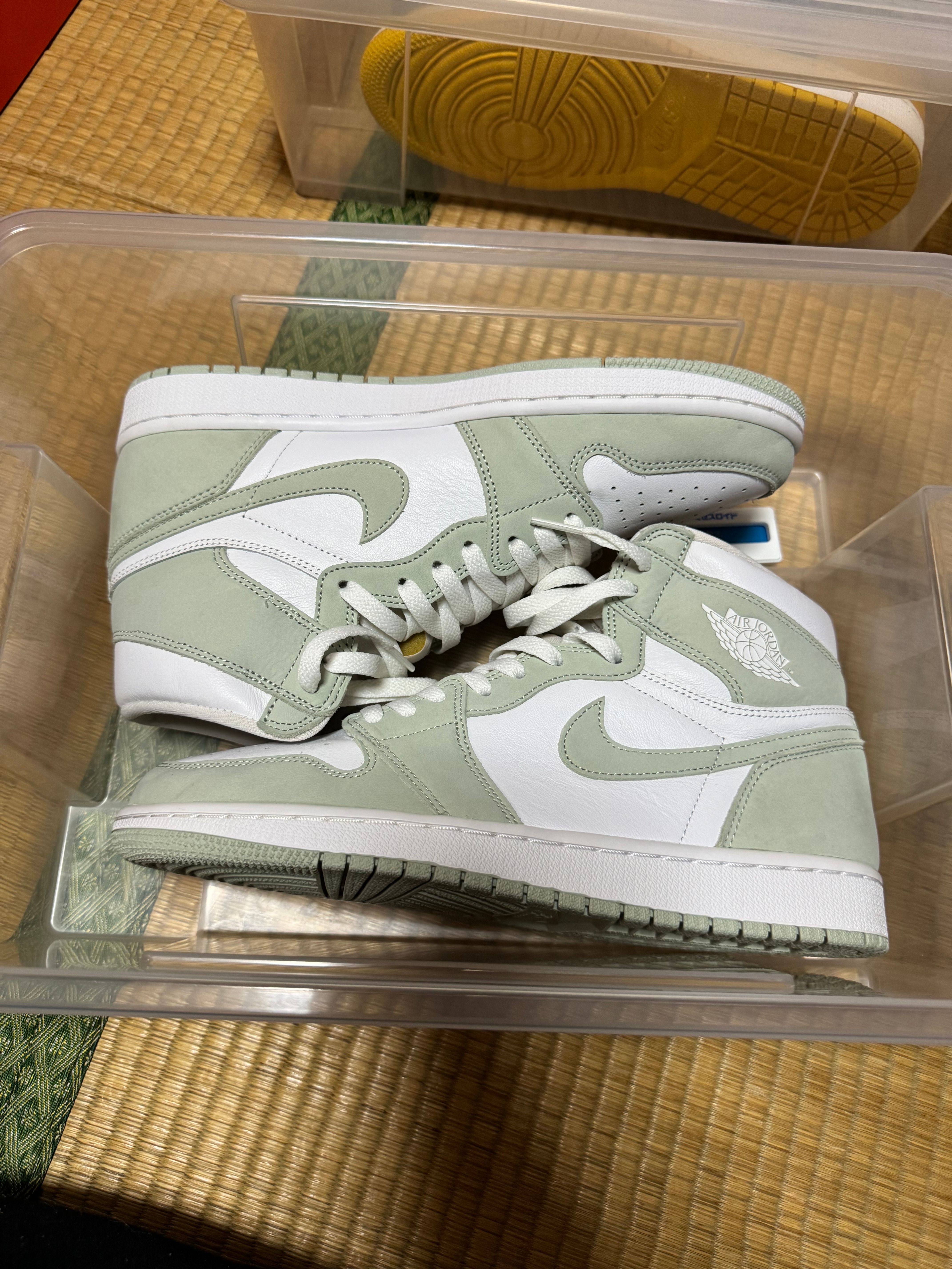 Nike Women's Air Jordan 1 High OG "Seafoam"